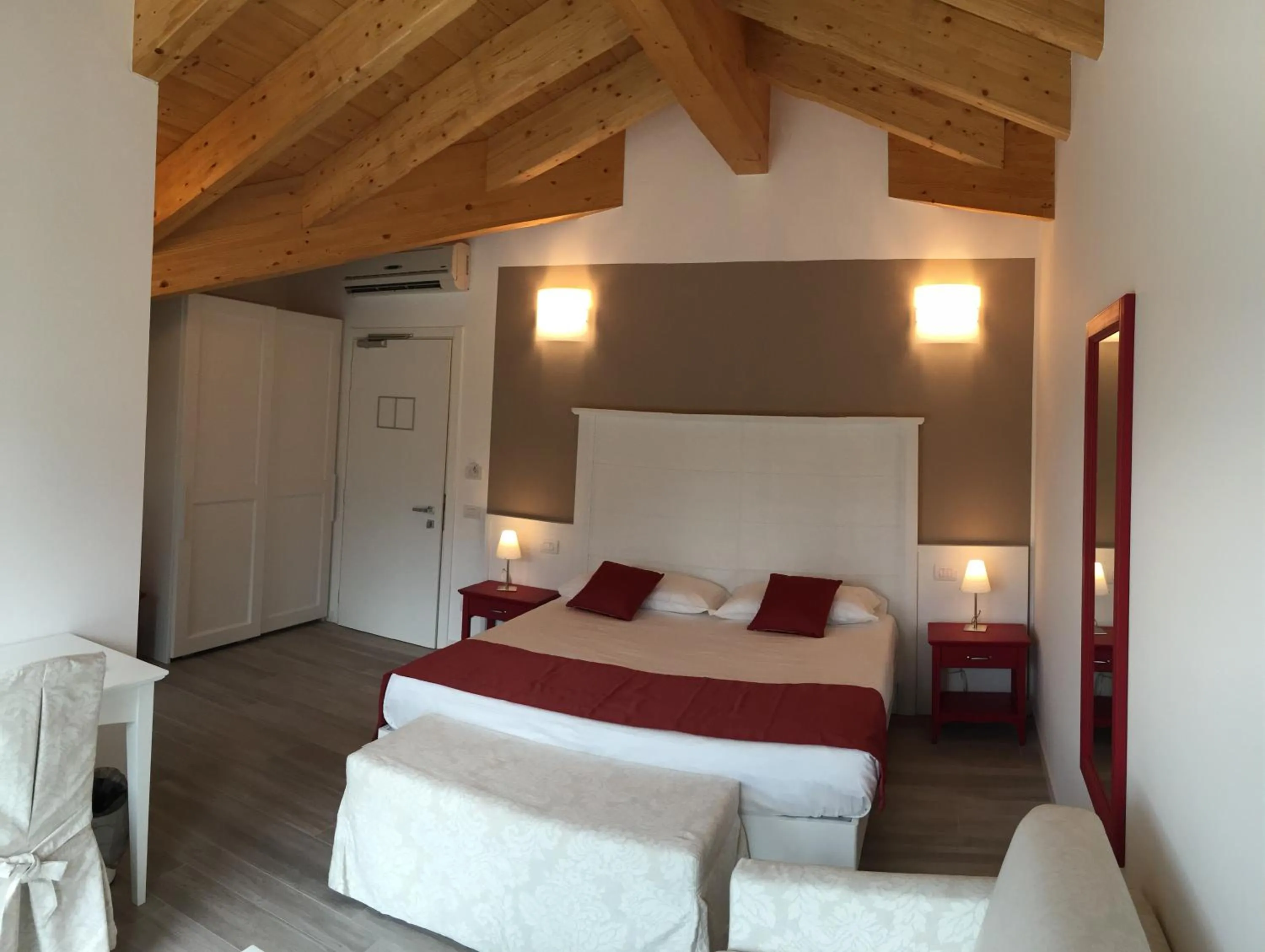 Photo of the whole room, Bed in Hotel Resort Le Vele