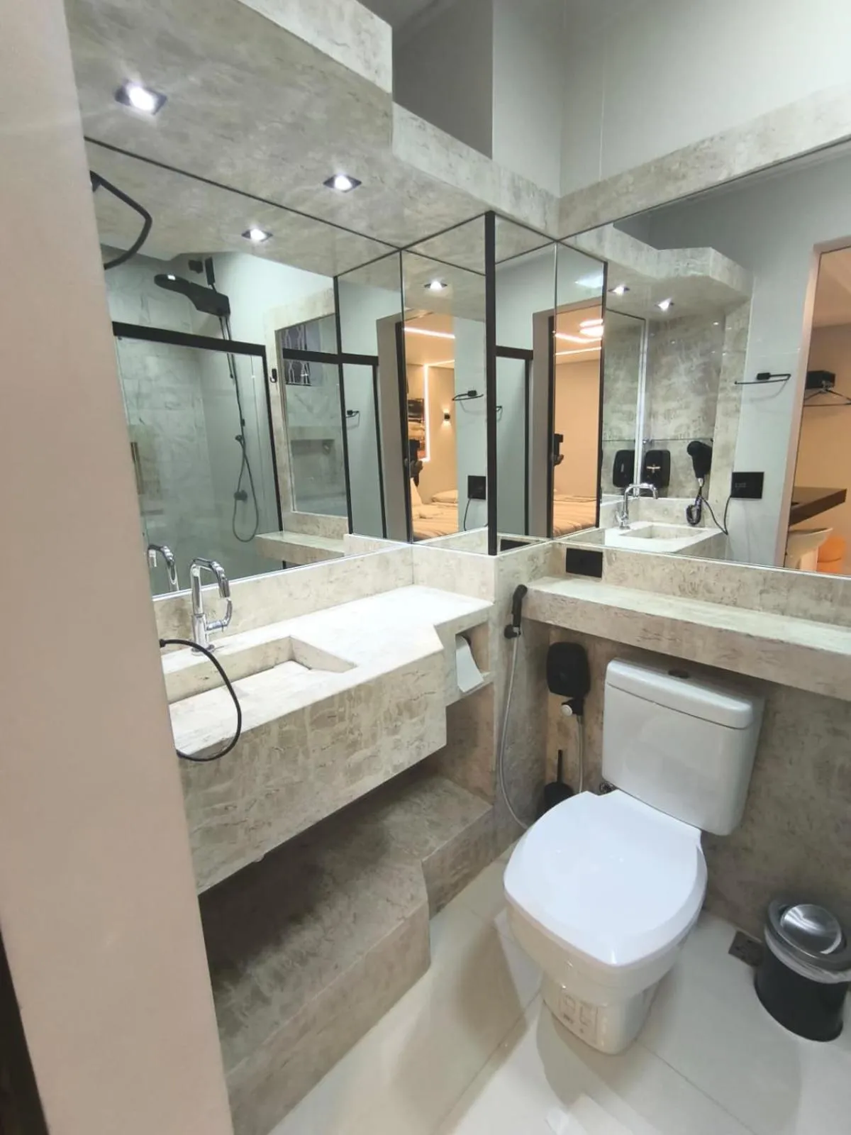 Shower in Pousada Dos Comissarios