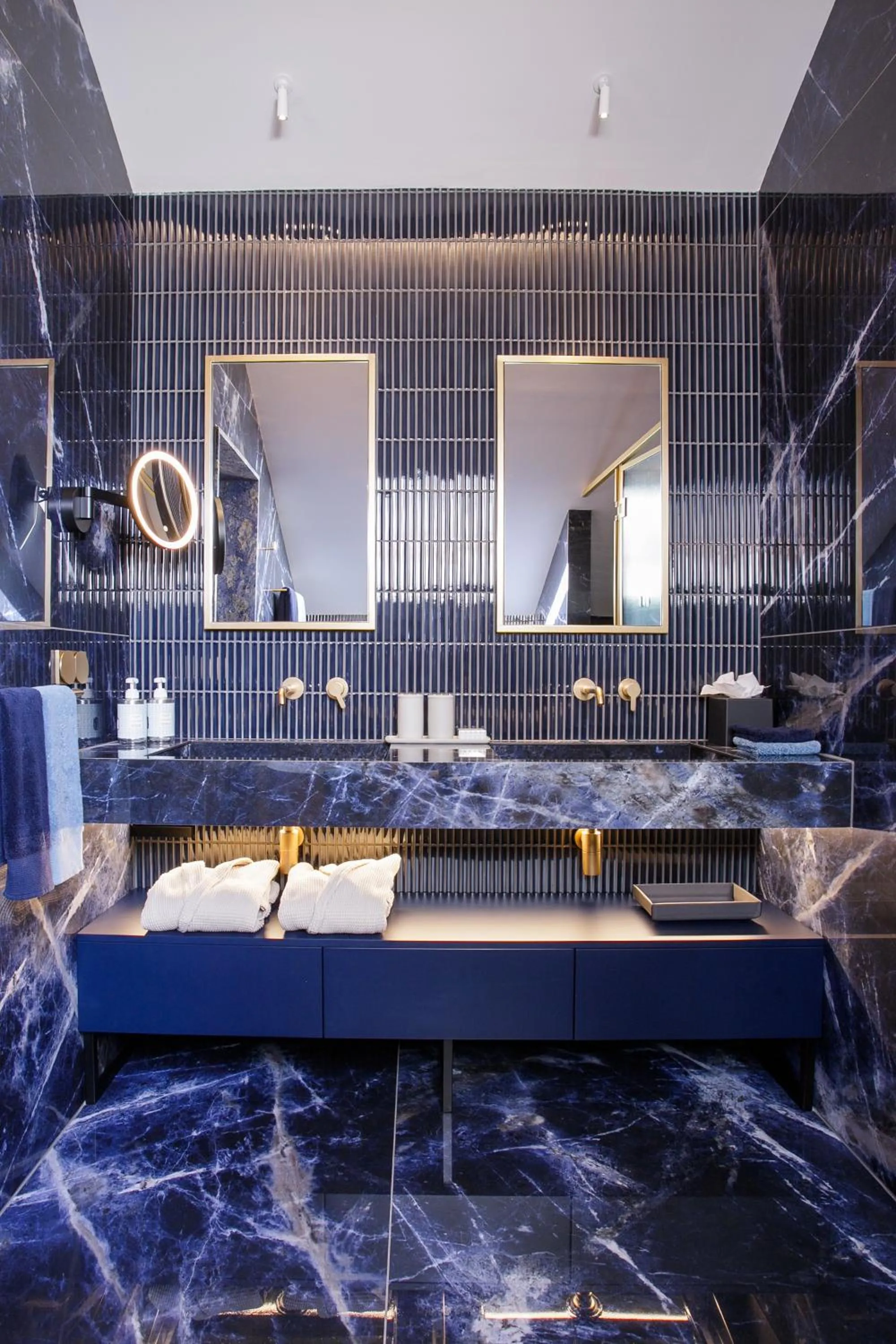 Bathroom in MACAM Hotel