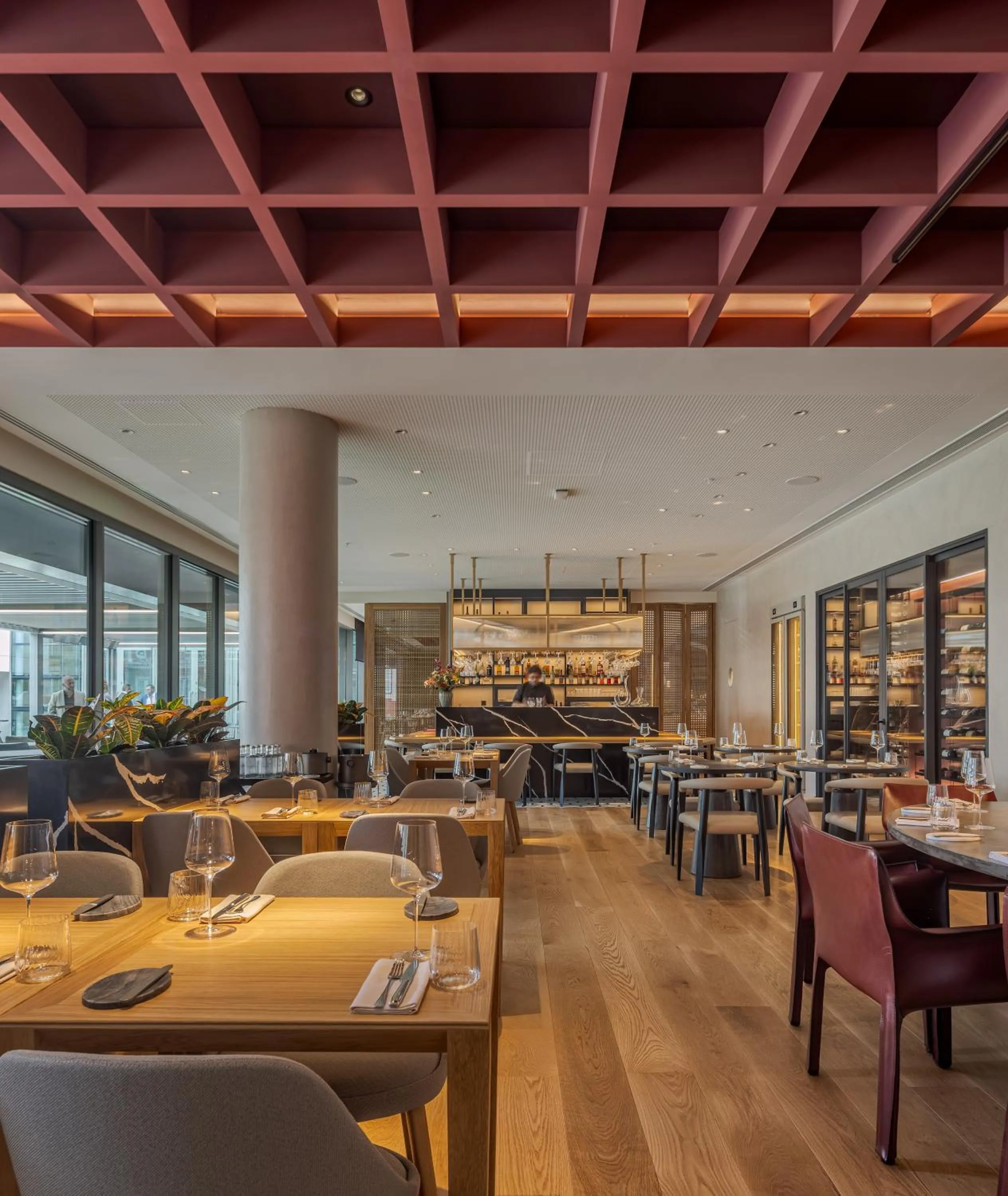 Restaurant/places to eat in MACAM Hotel