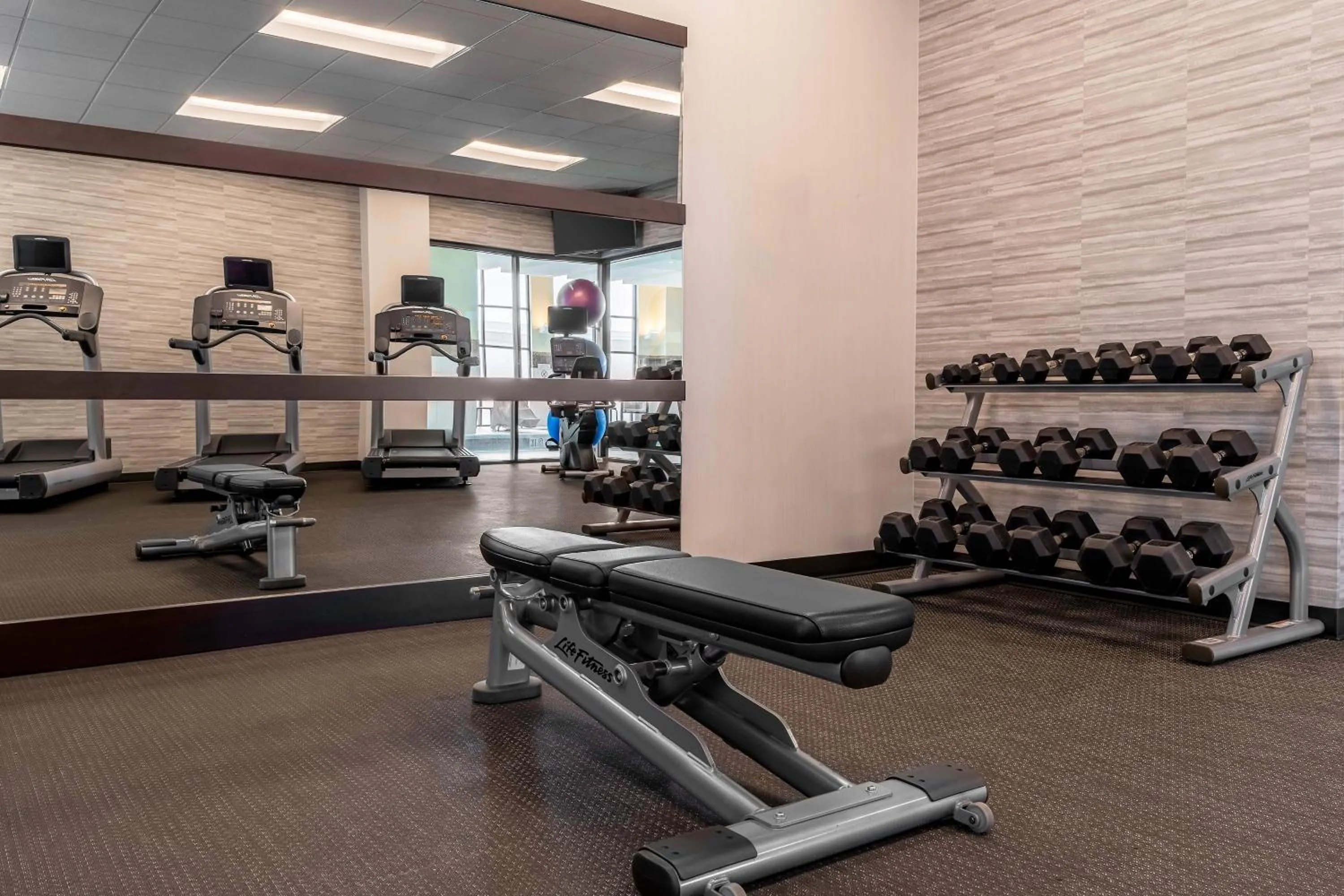Fitness centre/facilities in Courtyard by Marriott Salt Lake City Downtown