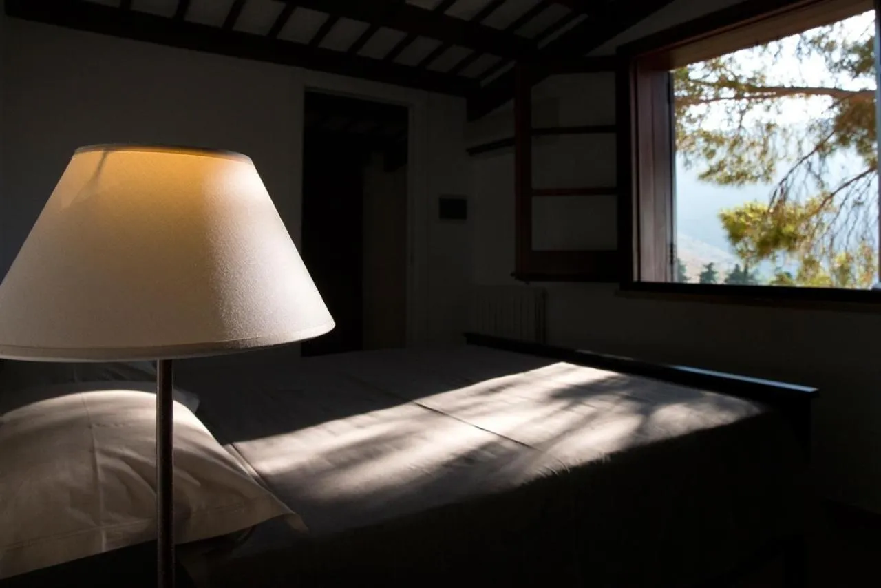 Day, Bed in Poggio di mare