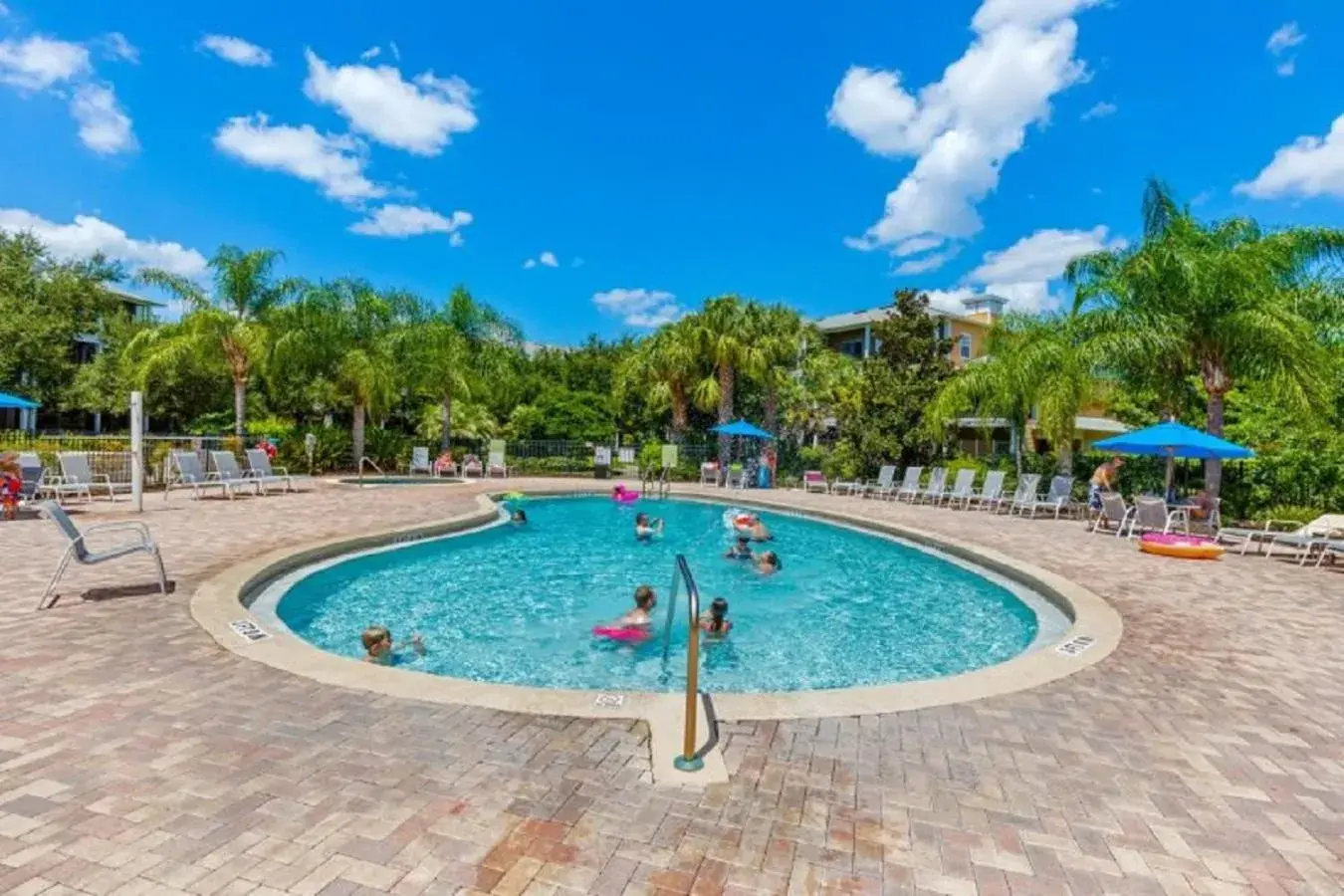 Three-Bedroom Apartment Kissimmee Three-Bedroom Apartment Kissimmee