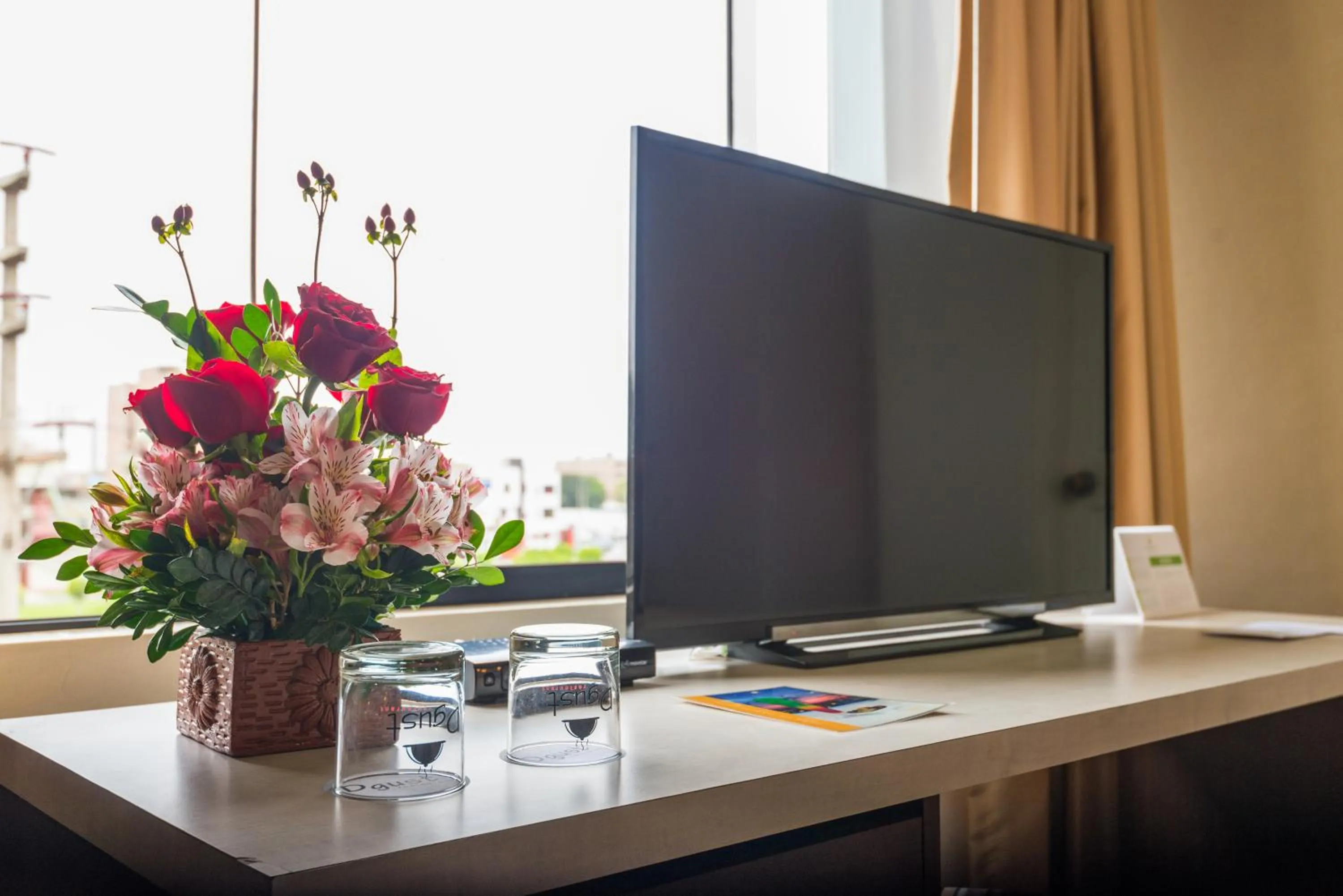 Bedroom in Palmetto Hotel Business La Perla