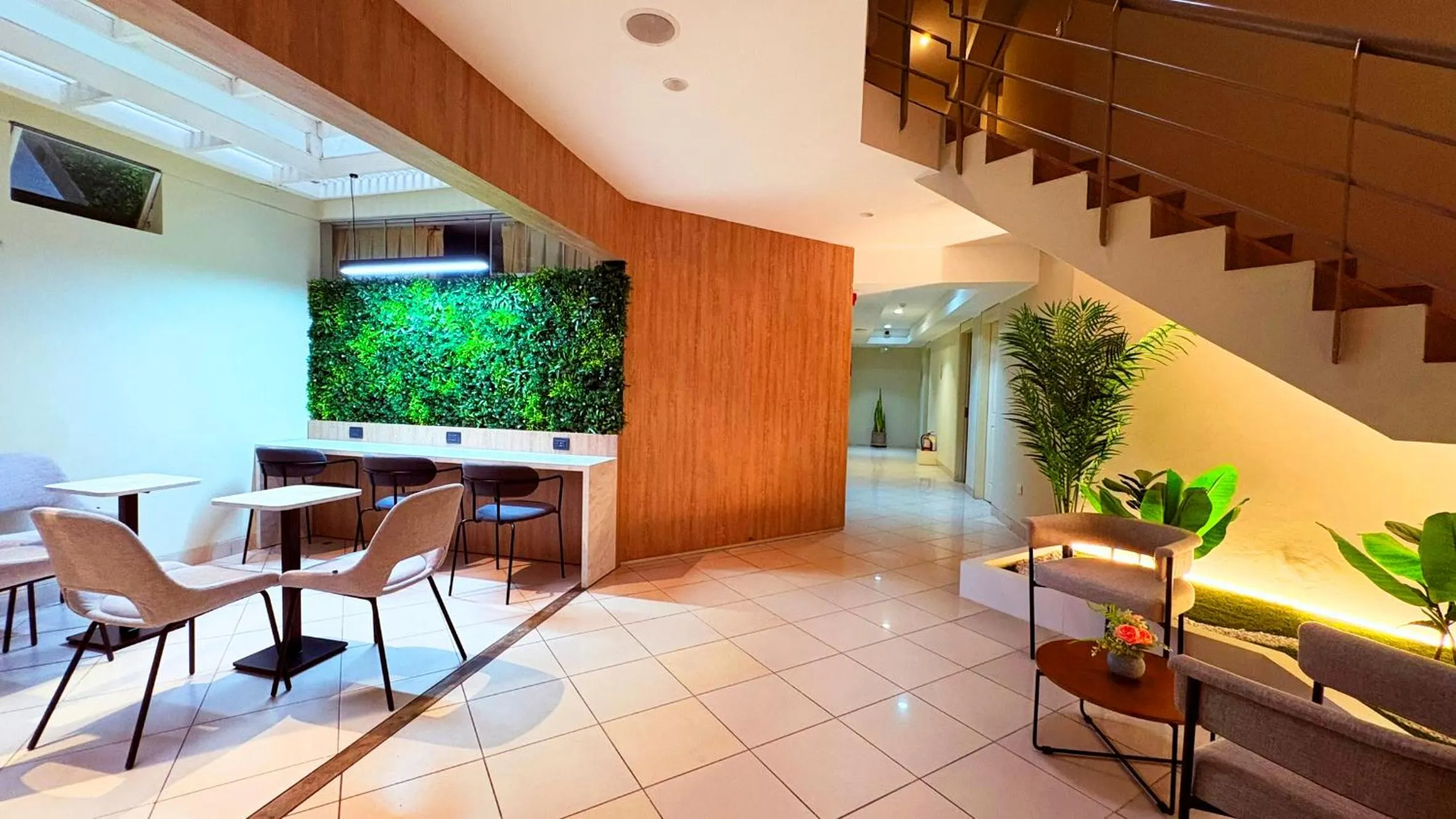 Seating area in Palmetto Hotel Business La Perla