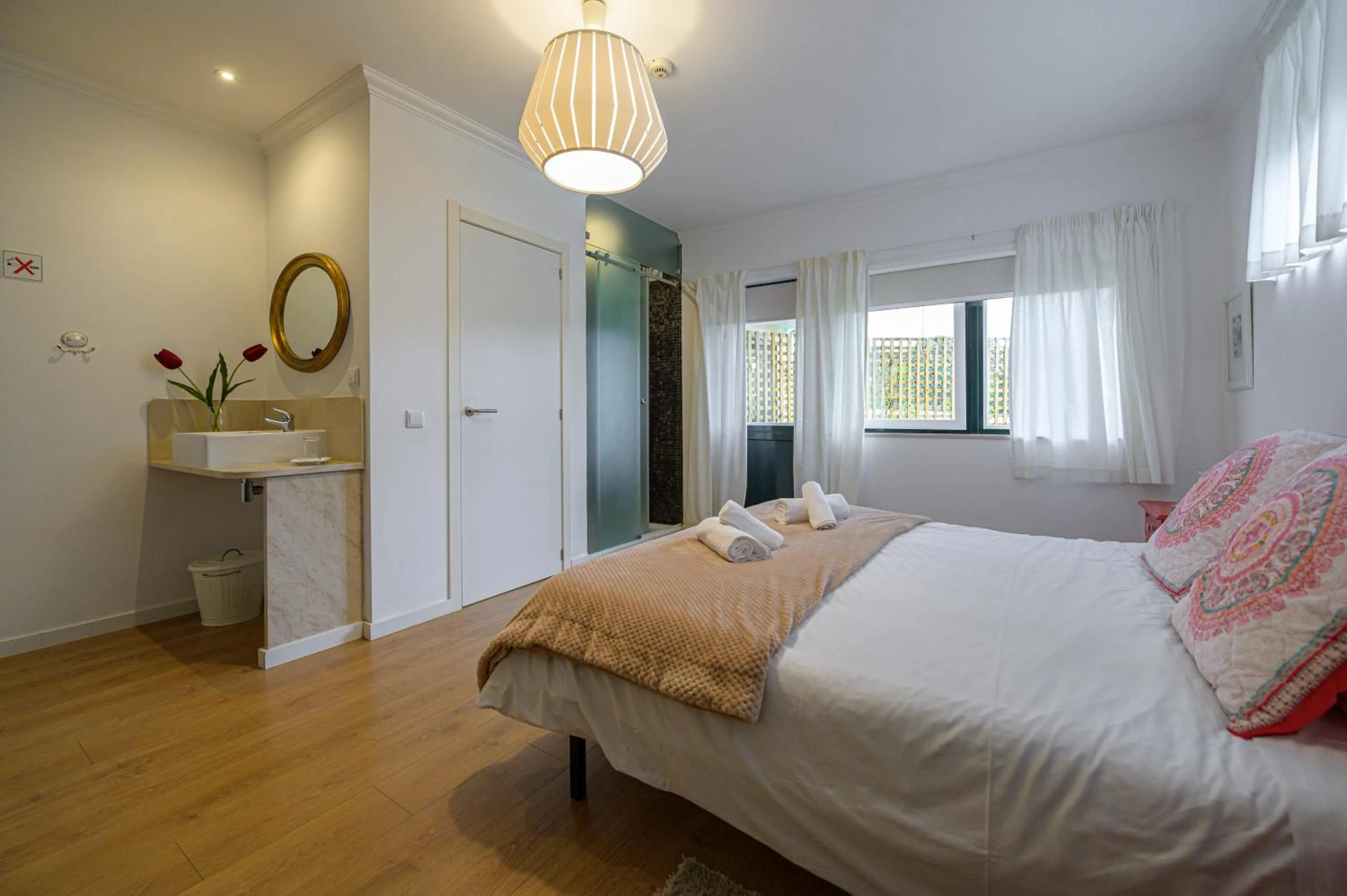 Bed in Casa das Hortênsias - Charming Guest House