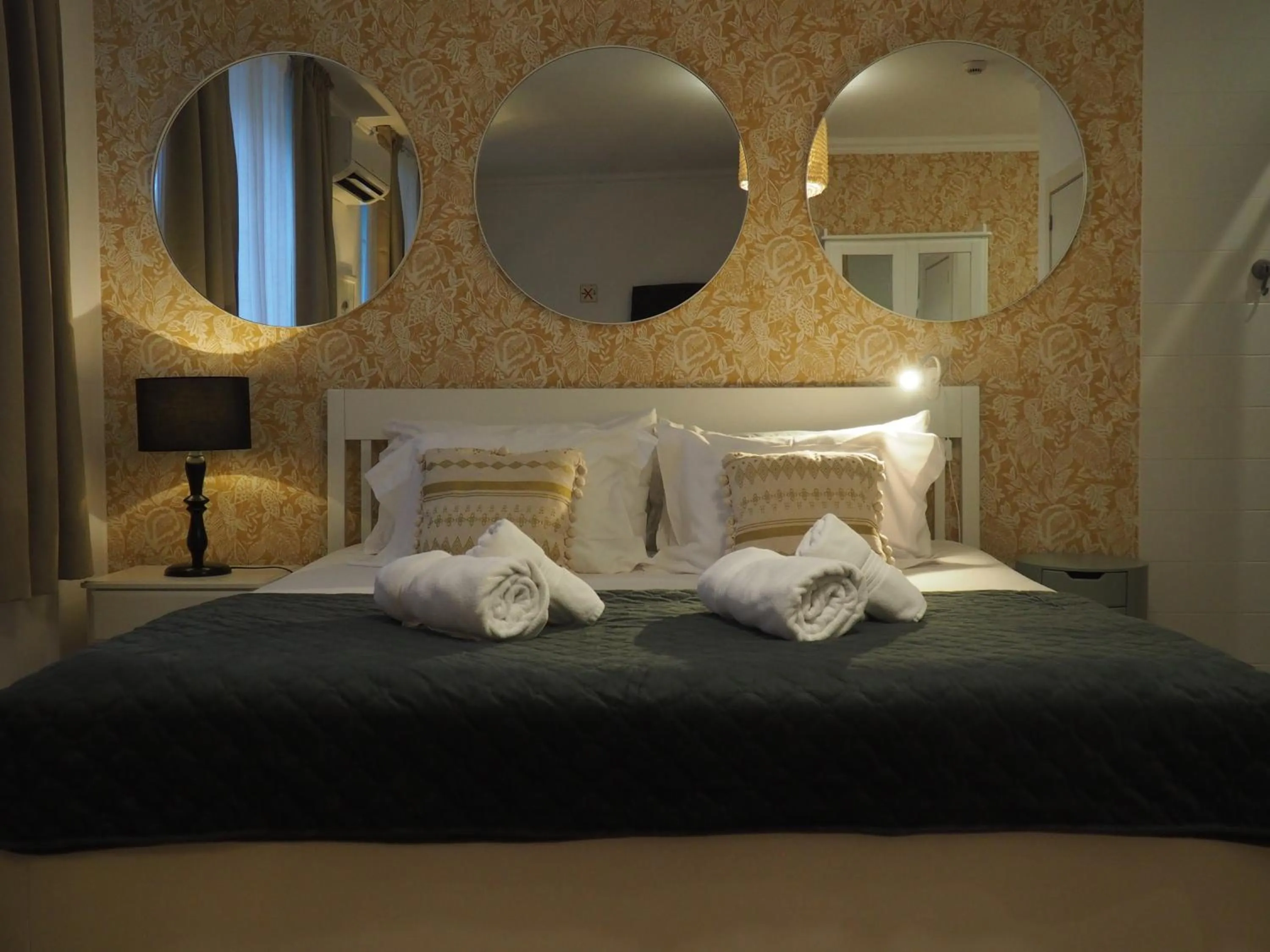 Bed in Casa das Hortênsias - Charming Guest House