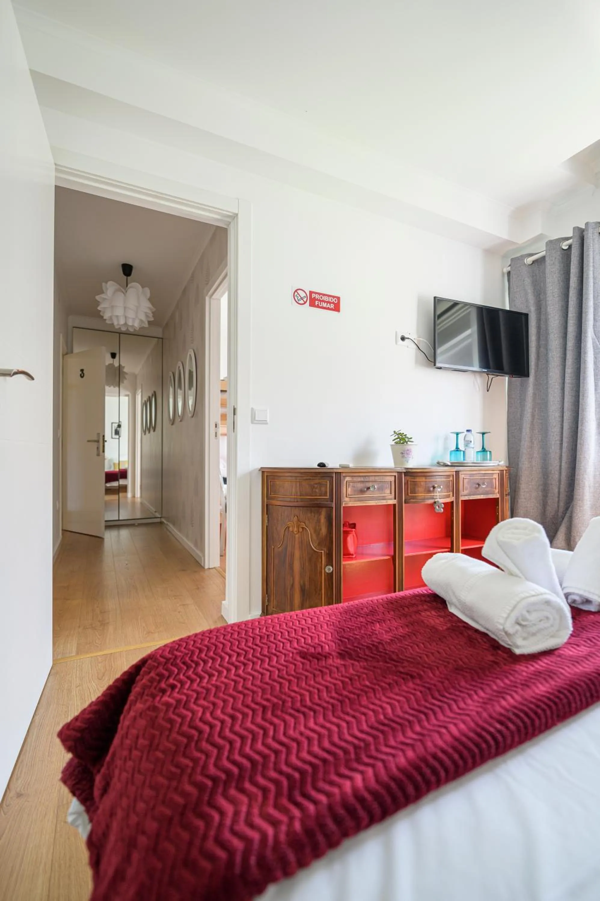 Bedroom, Bed in Casa das Hortênsias - Charming Guest House