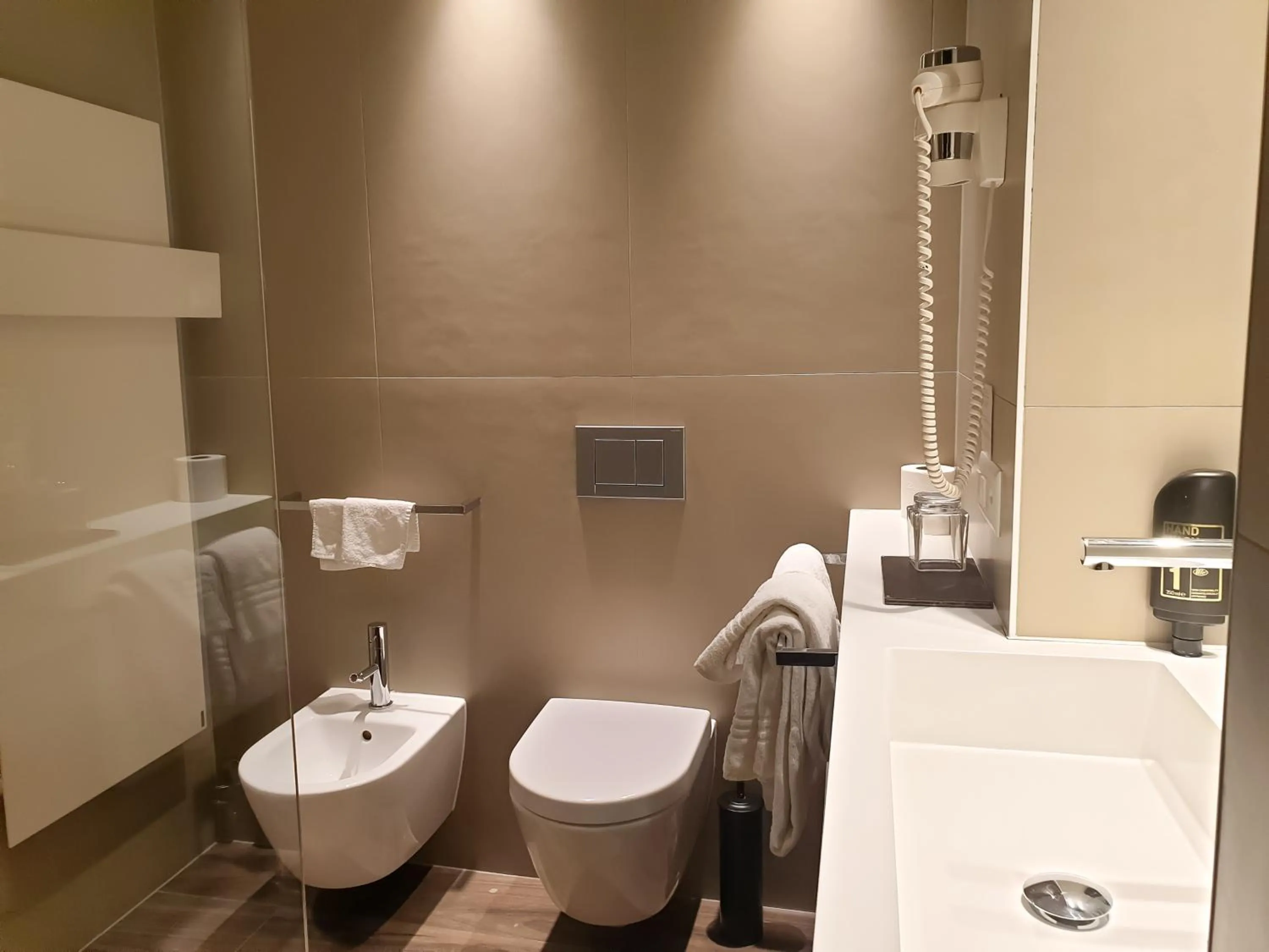 Toilet in San Carlo Suite