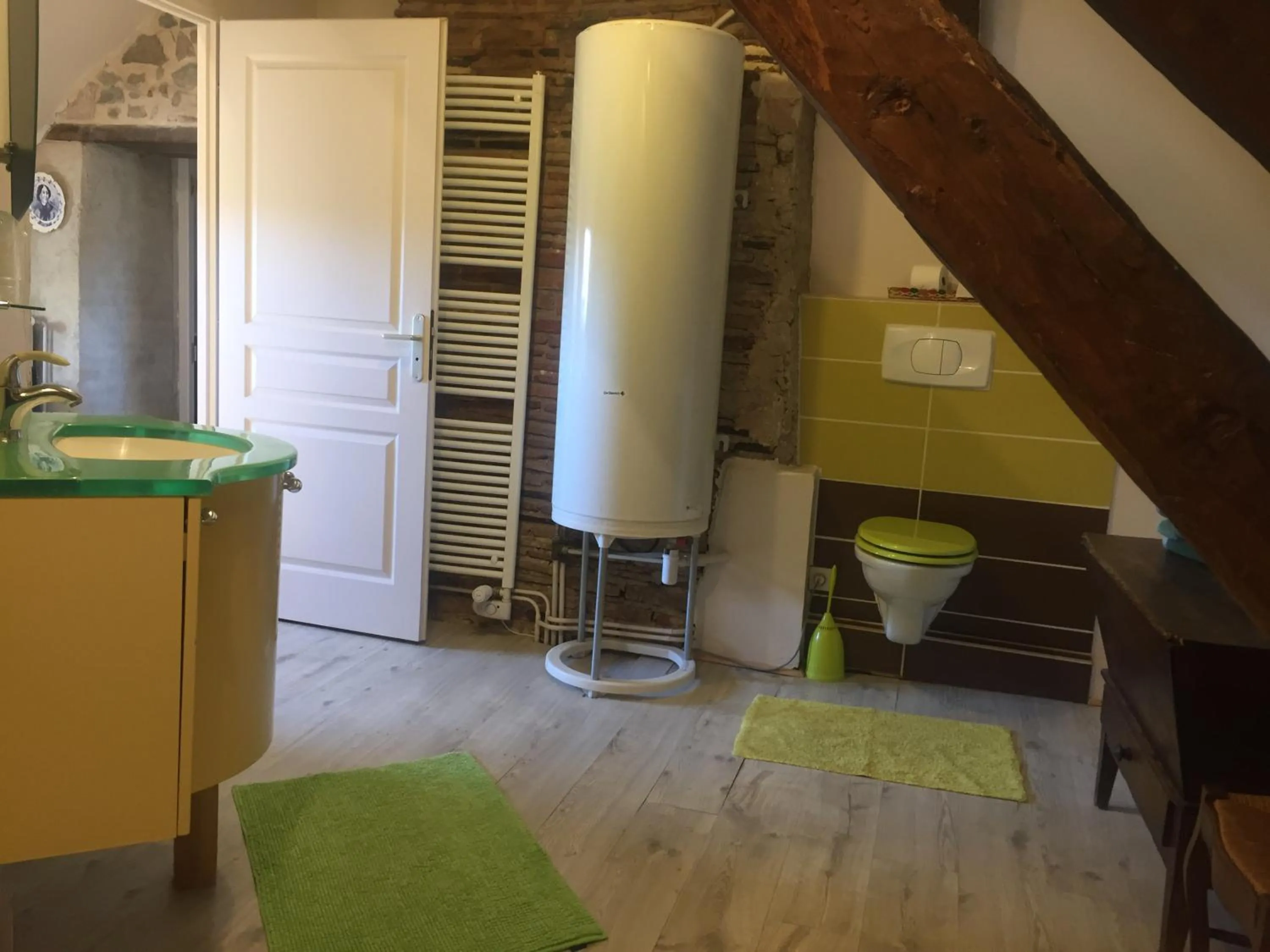 Bathroom in Les Maitres Sonneurs