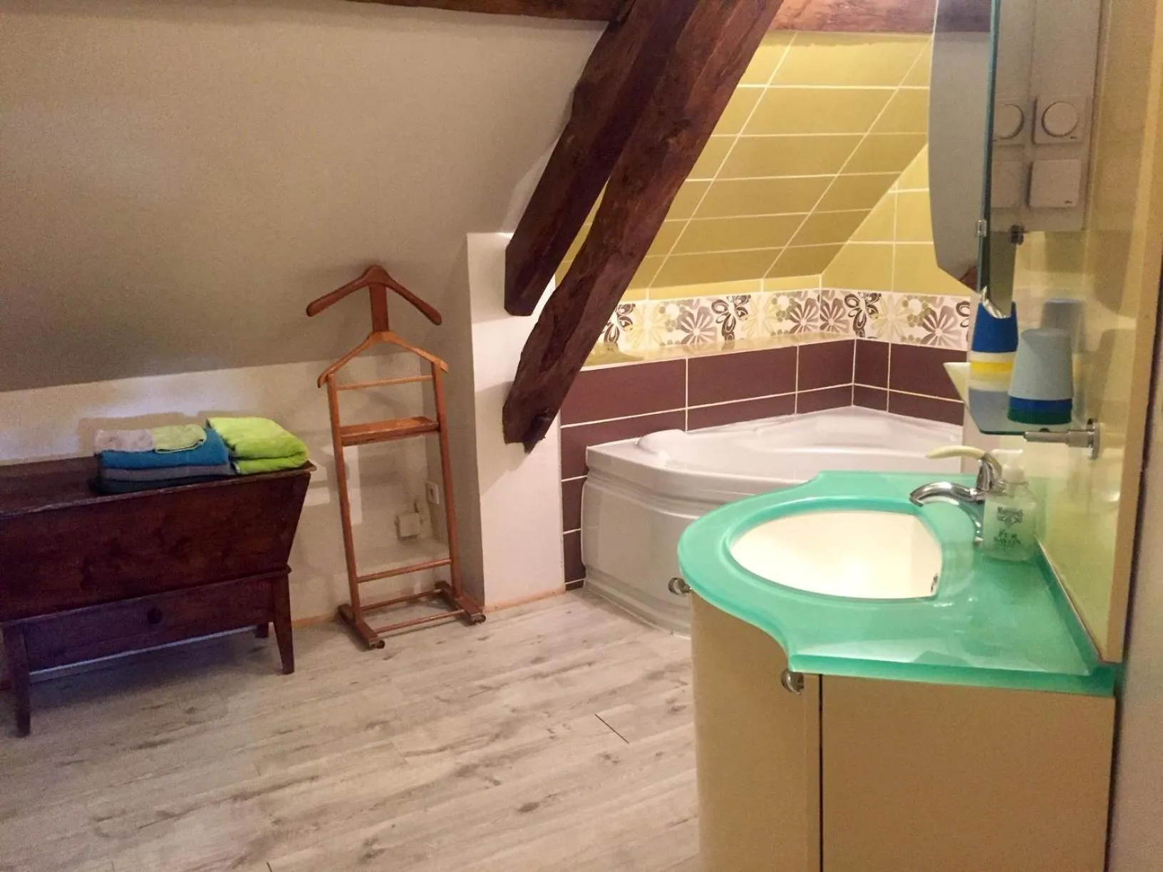 Bathroom in Les Maitres Sonneurs