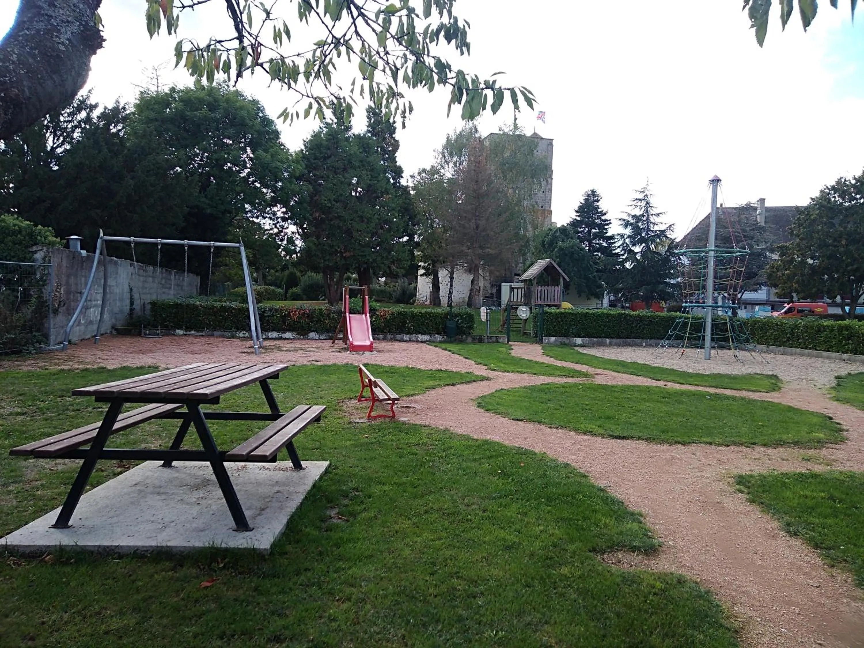 Off site in Les Maitres Sonneurs