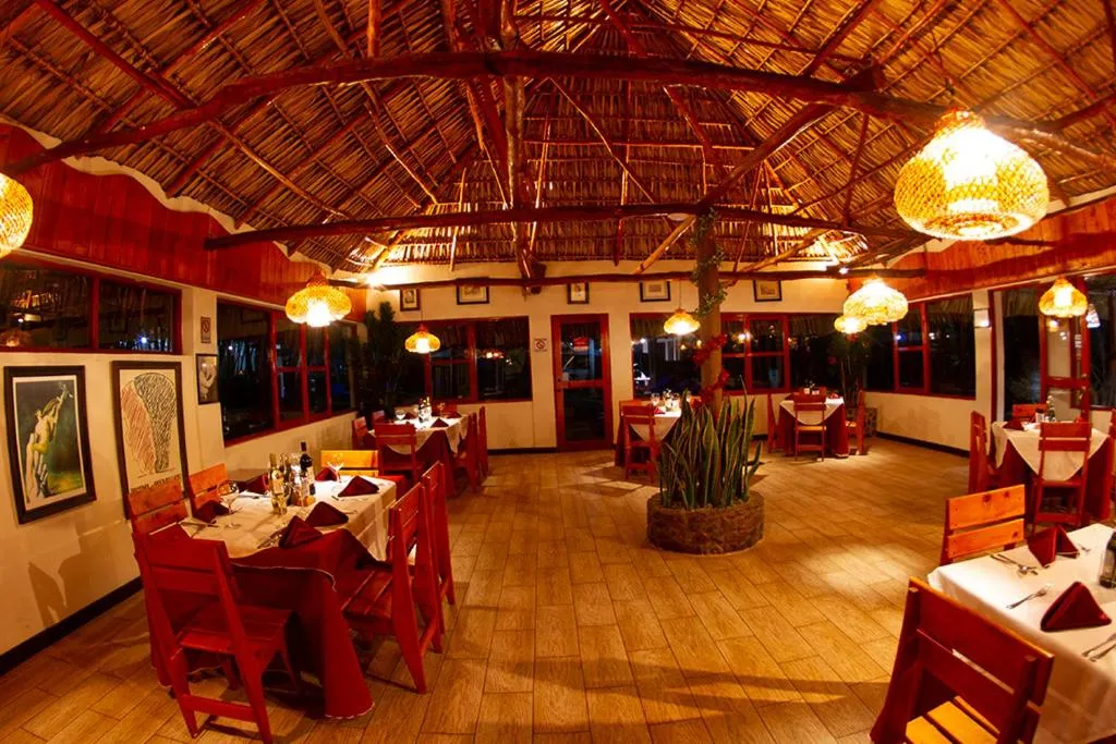 Restaurant/places to eat in Hotel Dos Mundos Panajachel