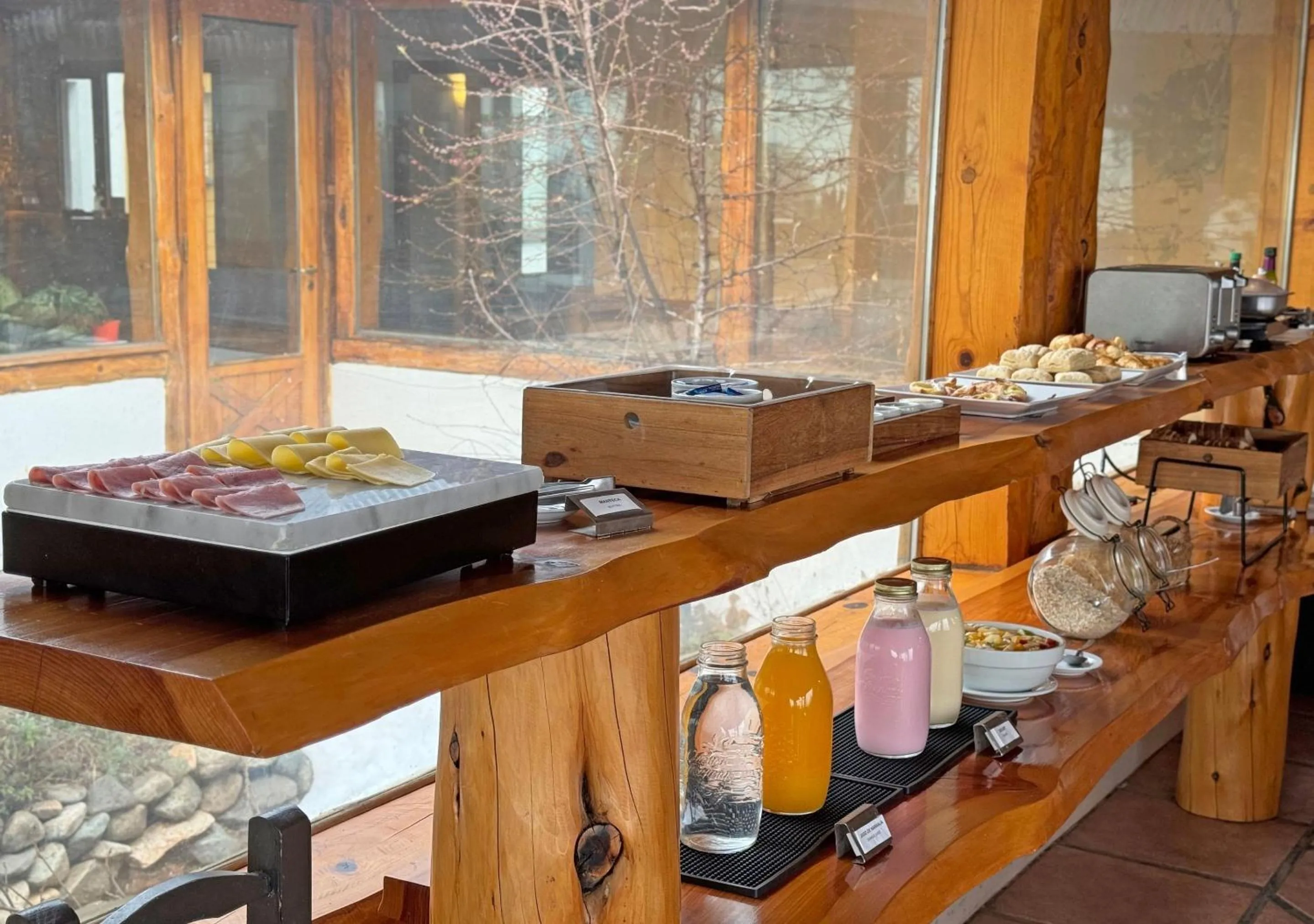 Buffet breakfast in Aparts La Balconada by DOT Suites