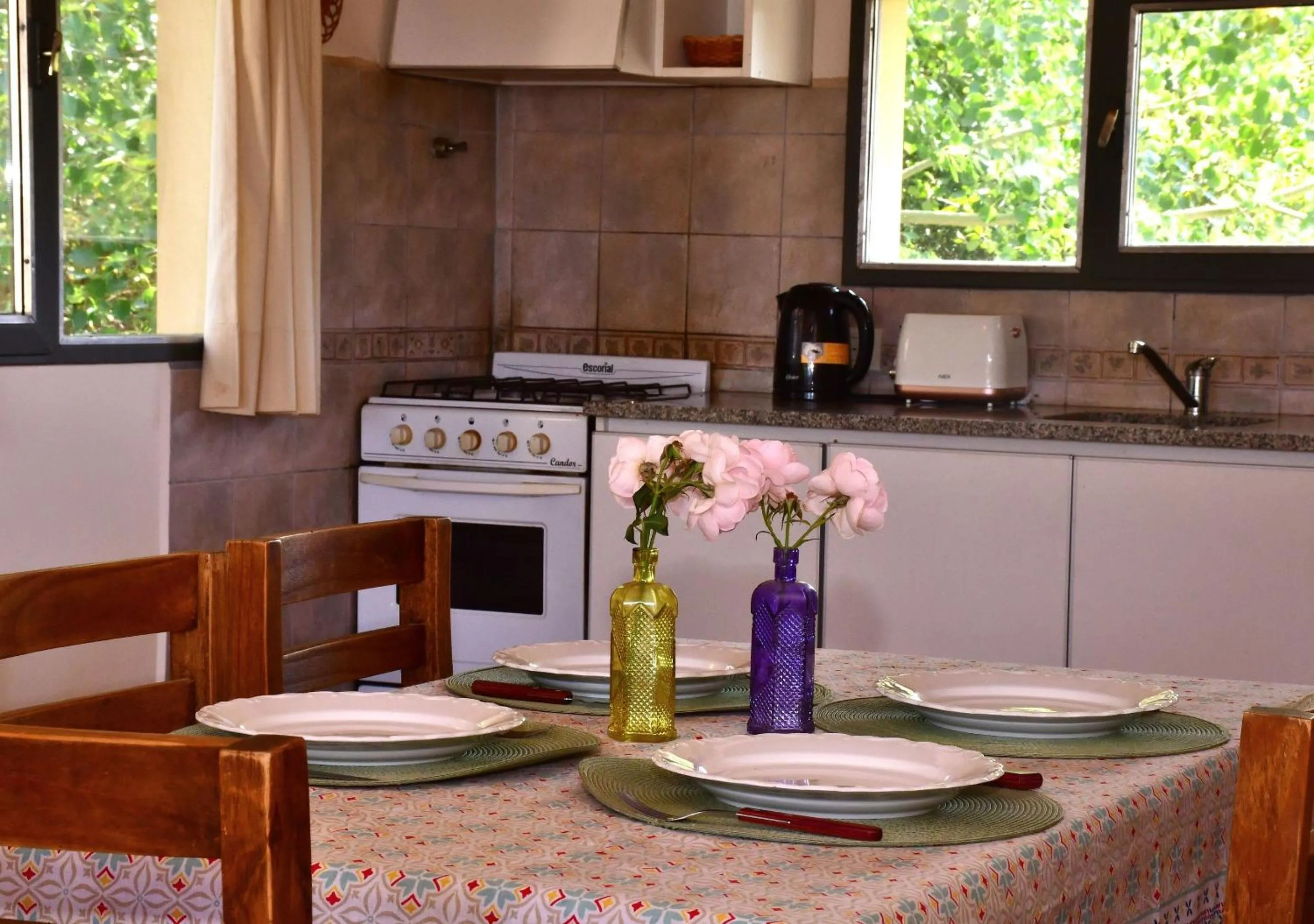 Kitchen or kitchenette in Aparts La Balconada by DOT Suites