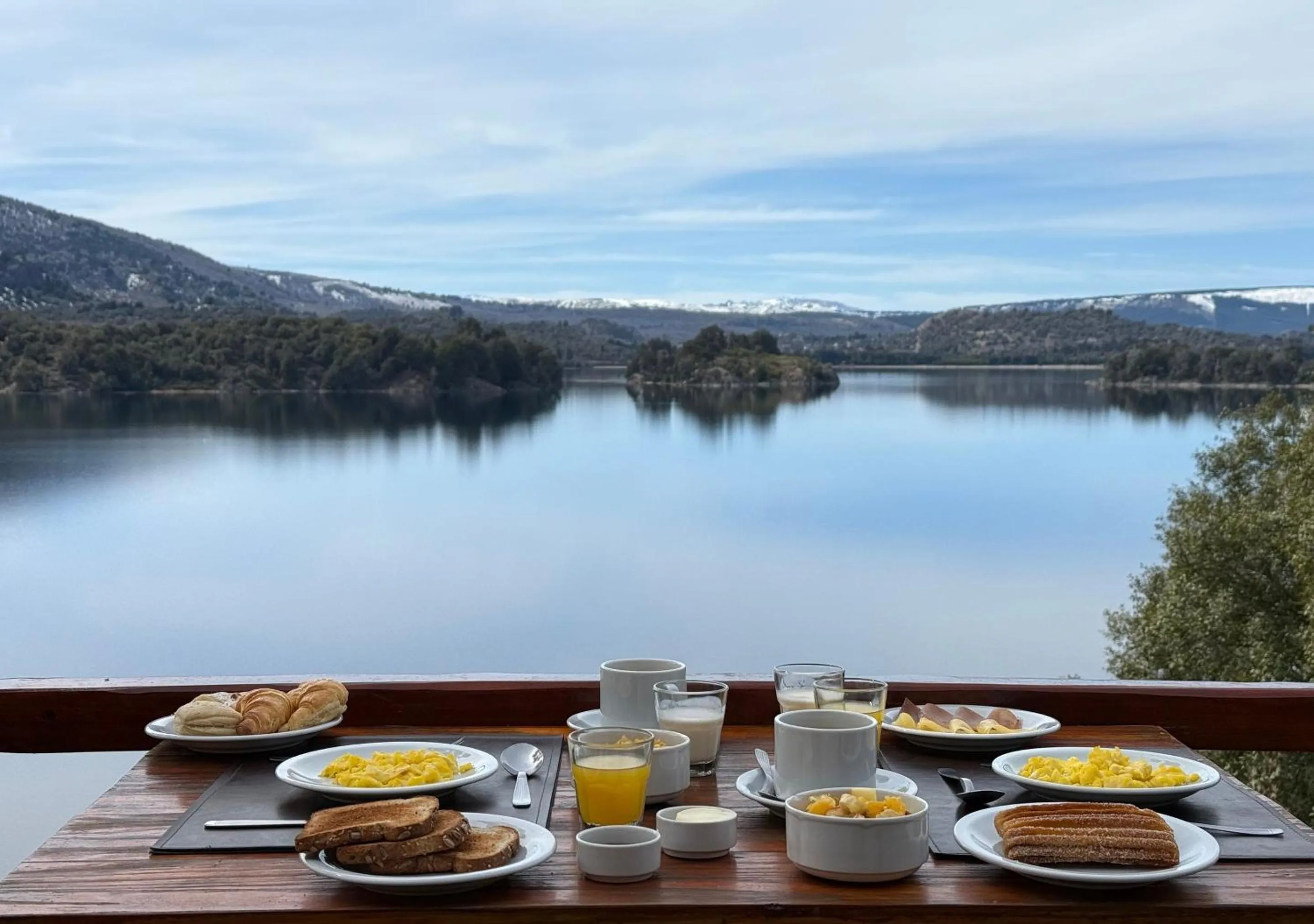 Breakfast in Aparts La Balconada by DOT Suites