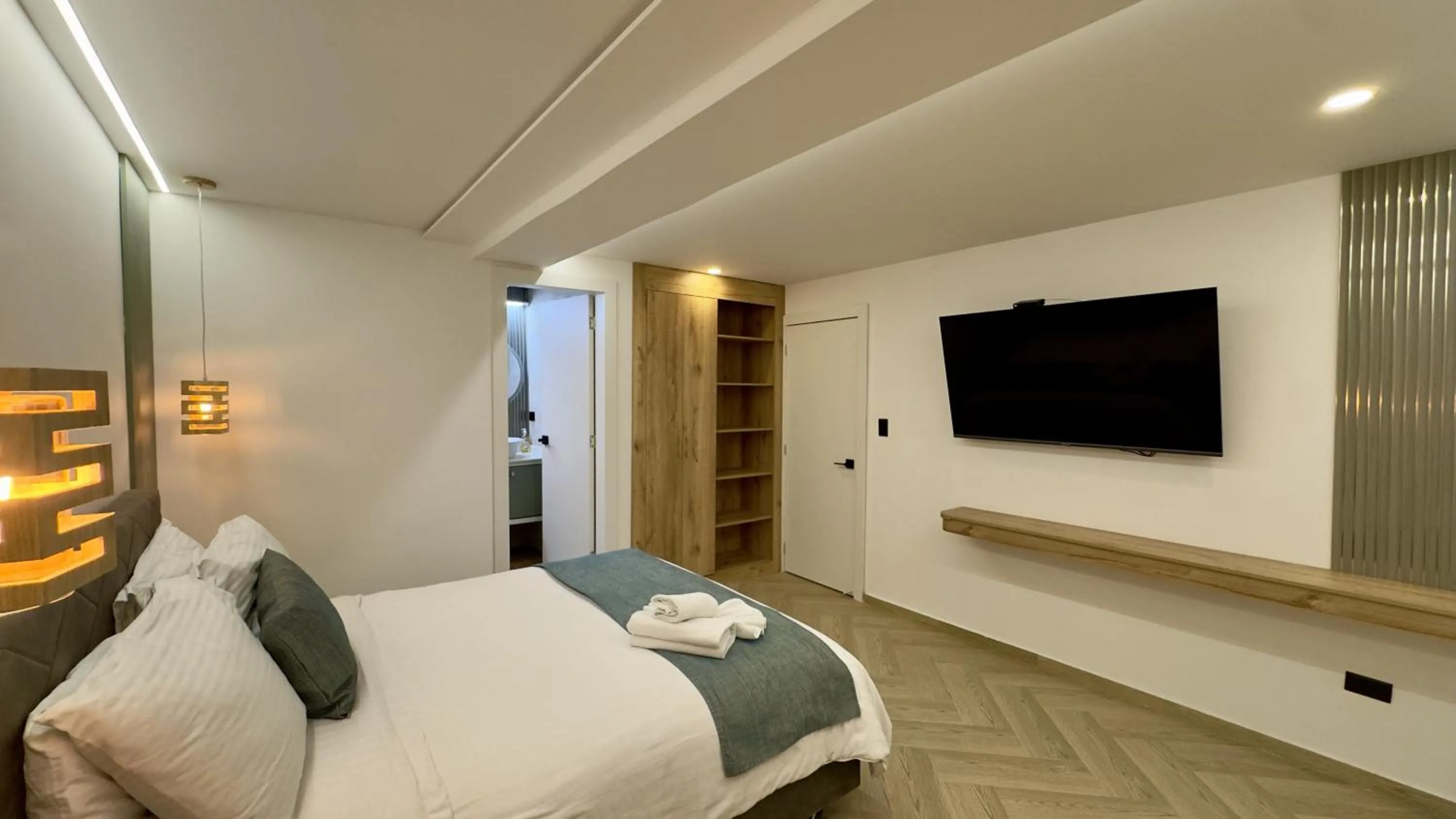 Photo of the whole room, Bed in Hotel Shalom