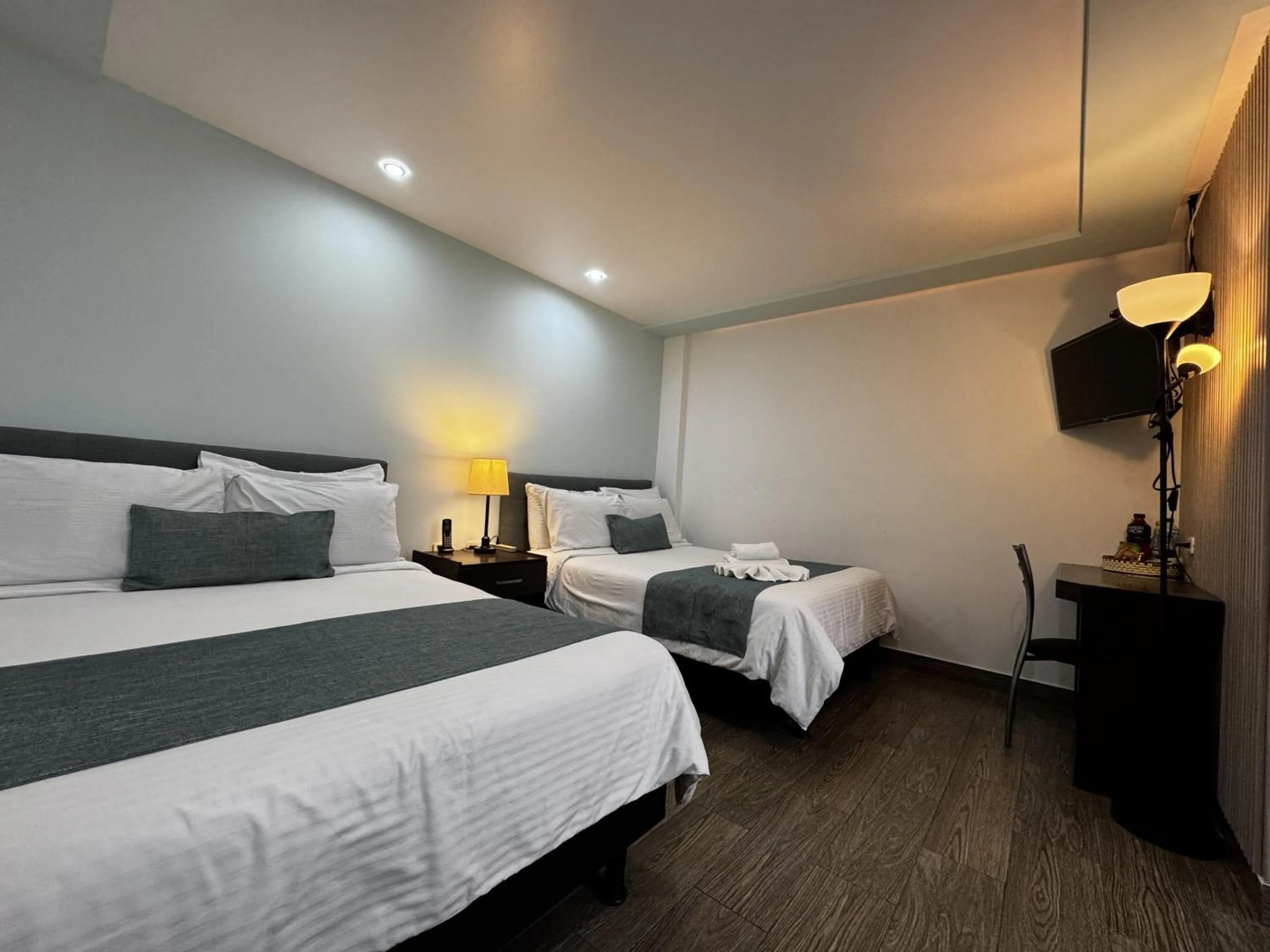 Photo of the whole room, Bed in Hotel Shalom