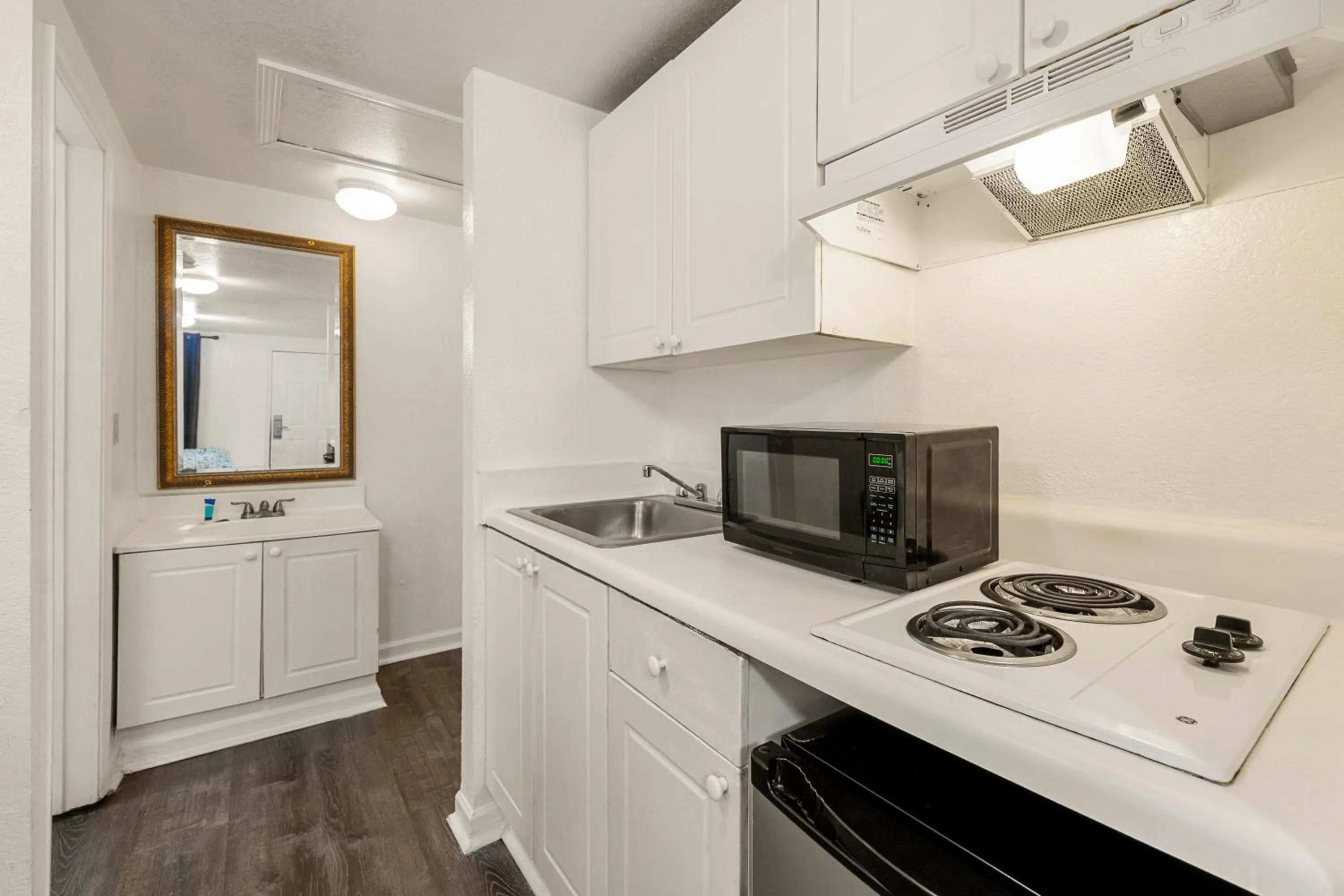 Kitchen or kitchenette in Extended Stay Studios
