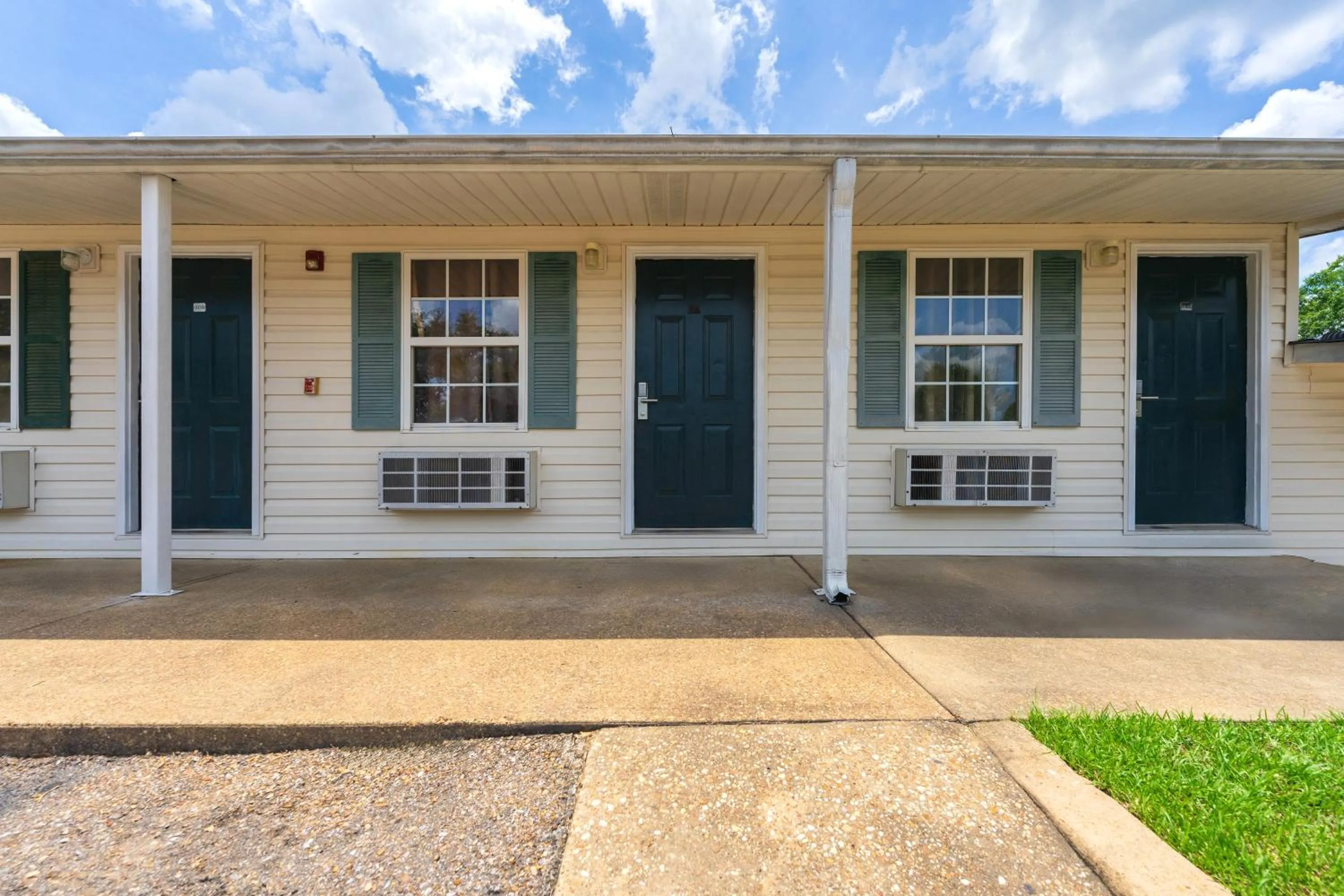 Property building in Extended Stay Studios