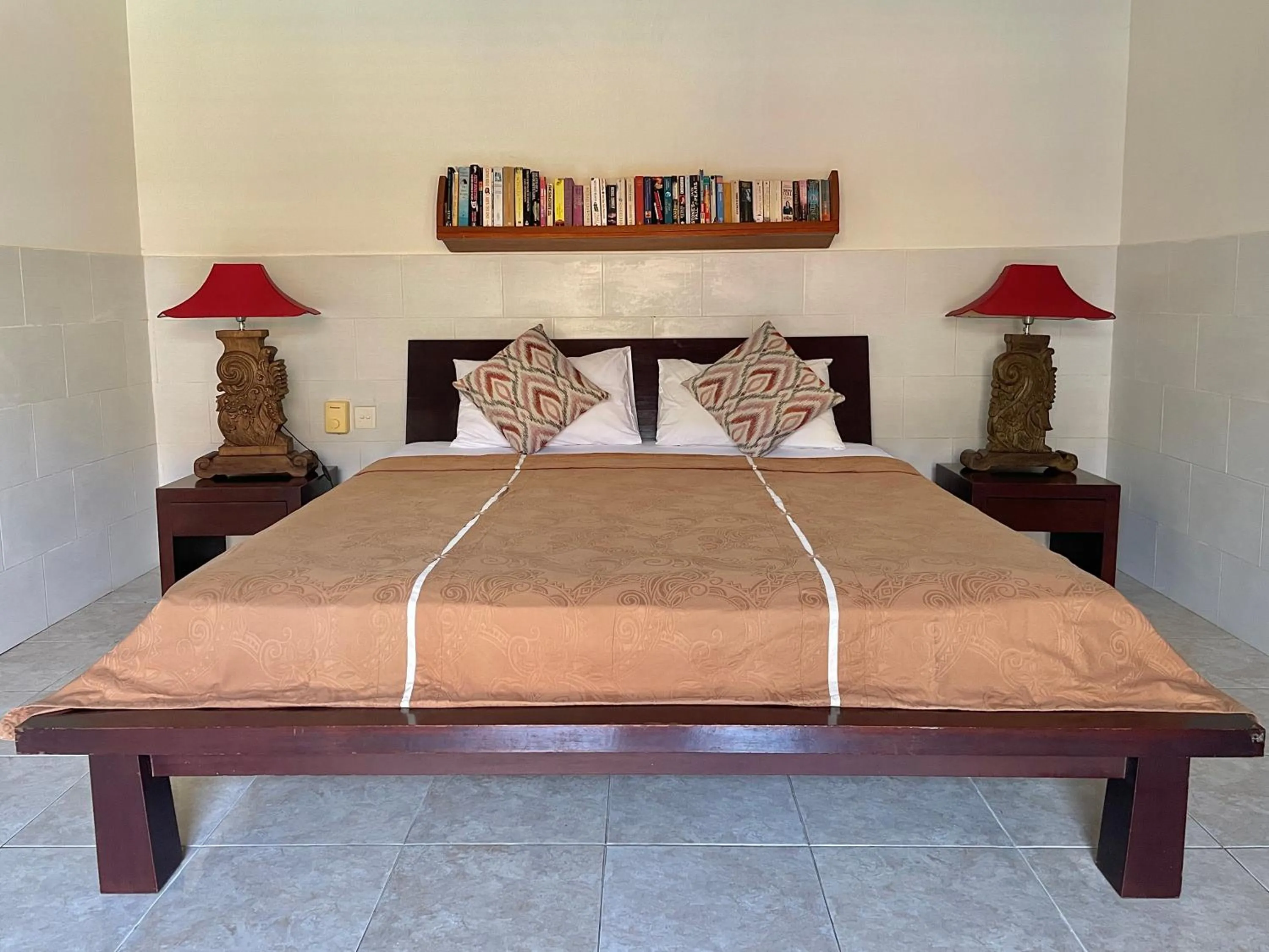 Bed in Accessible Villa G