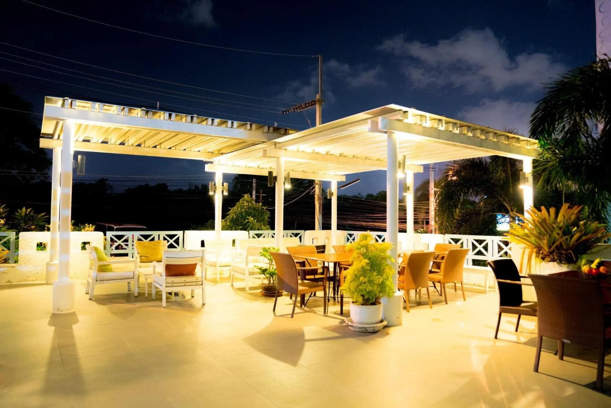 Patio in Baan Pattaya by Sabai