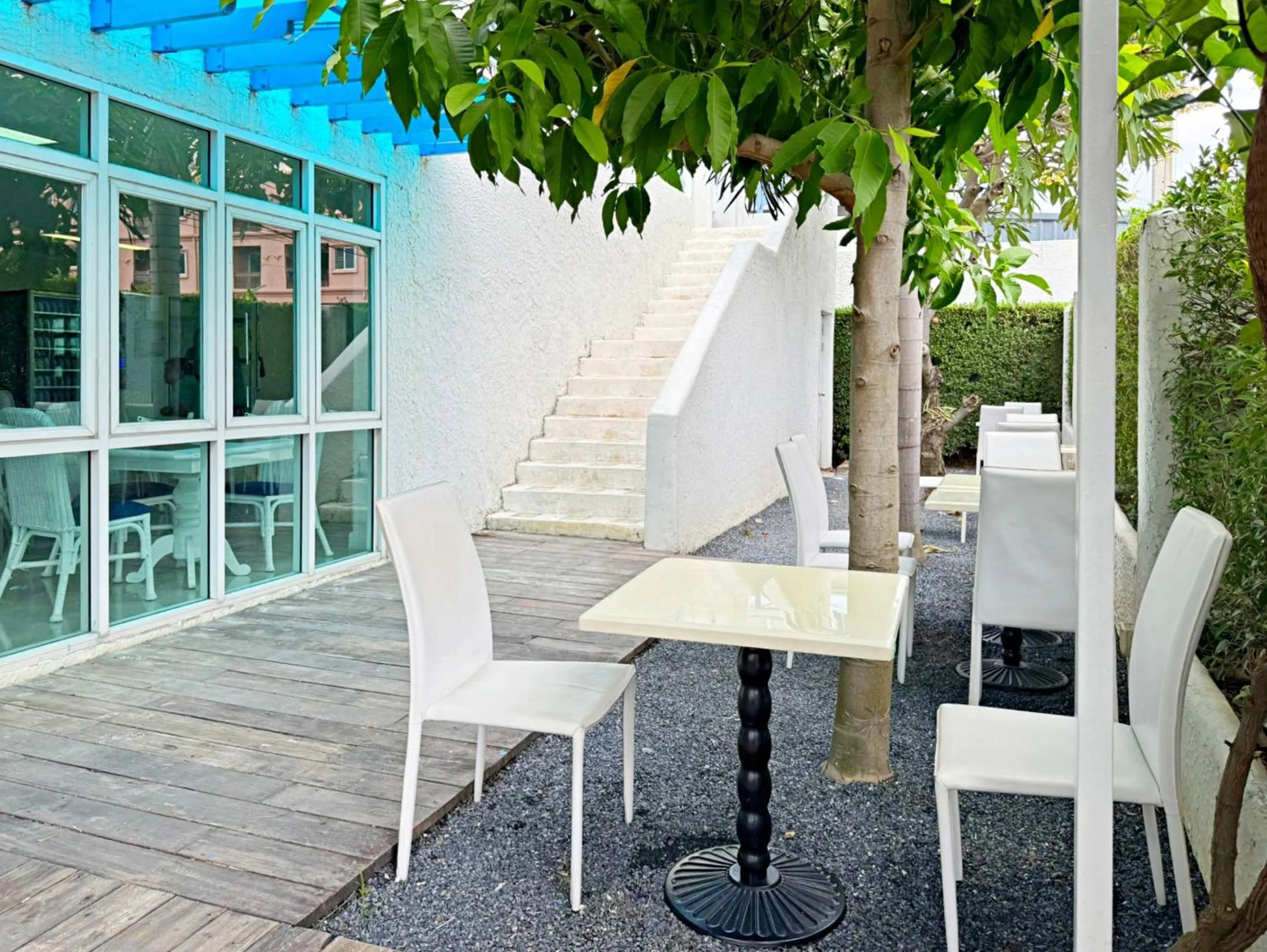 Seating area in Baan Pattaya by Sabai