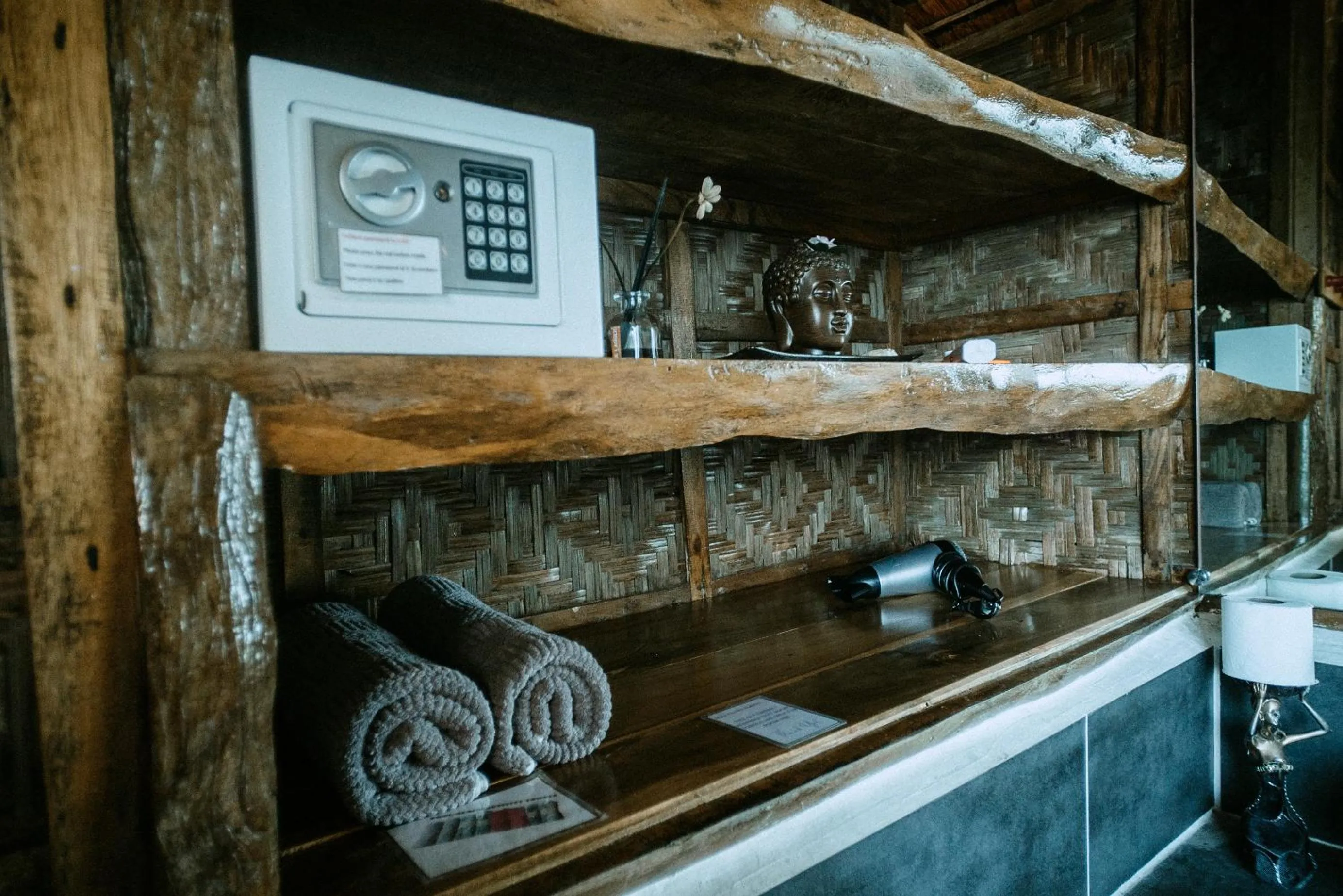 Guests in Fantasy Lodge