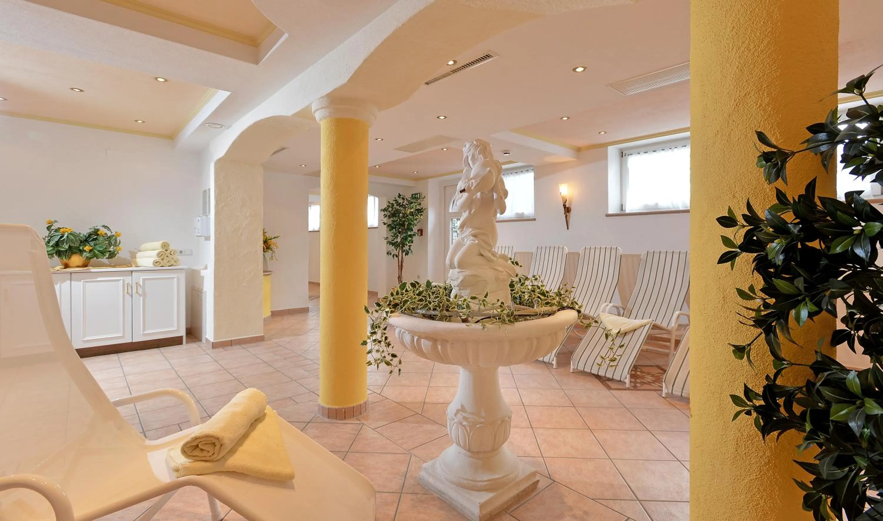 Spa and wellness centre/facilities in Hotel Schwarzer Adler