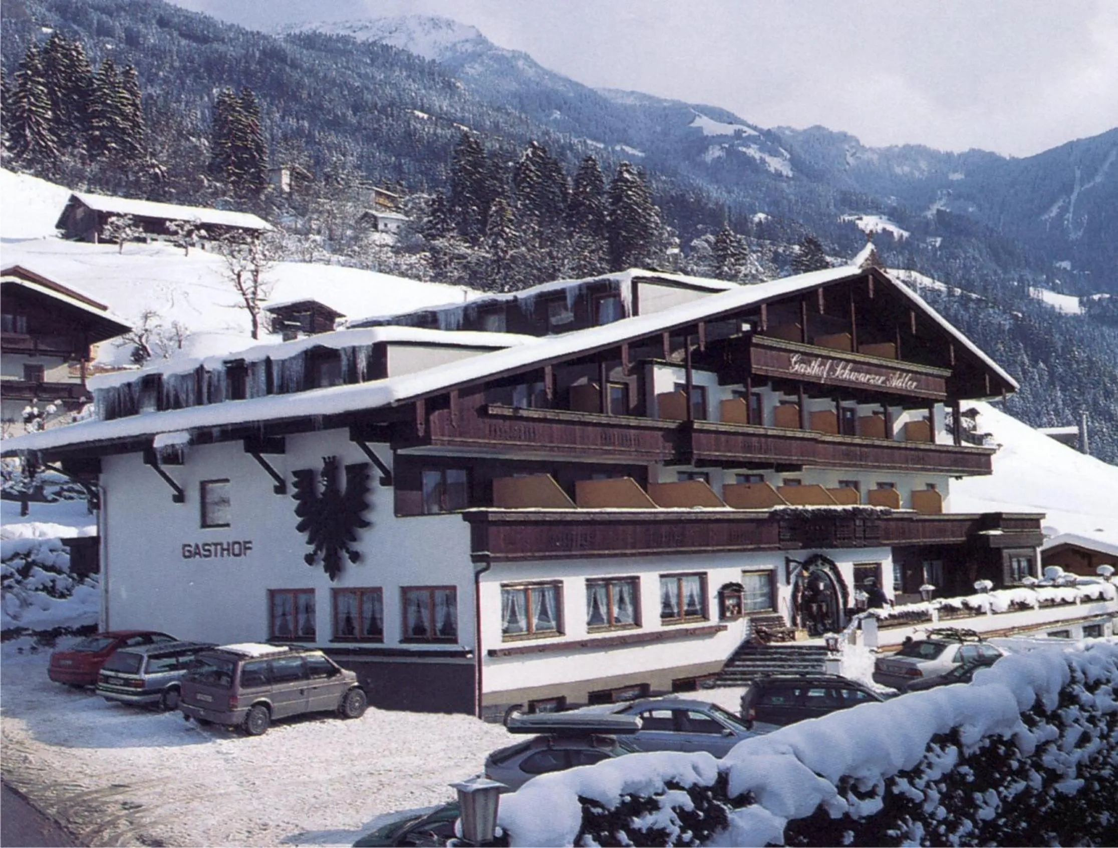 Facade/entrance in Hotel Schwarzer Adler