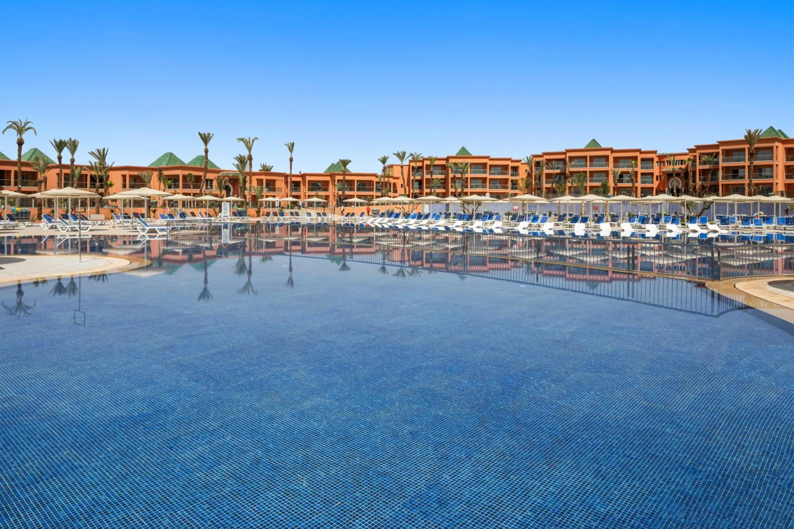 Property building in Pickalbatros SUNGO Club - All Inclusive