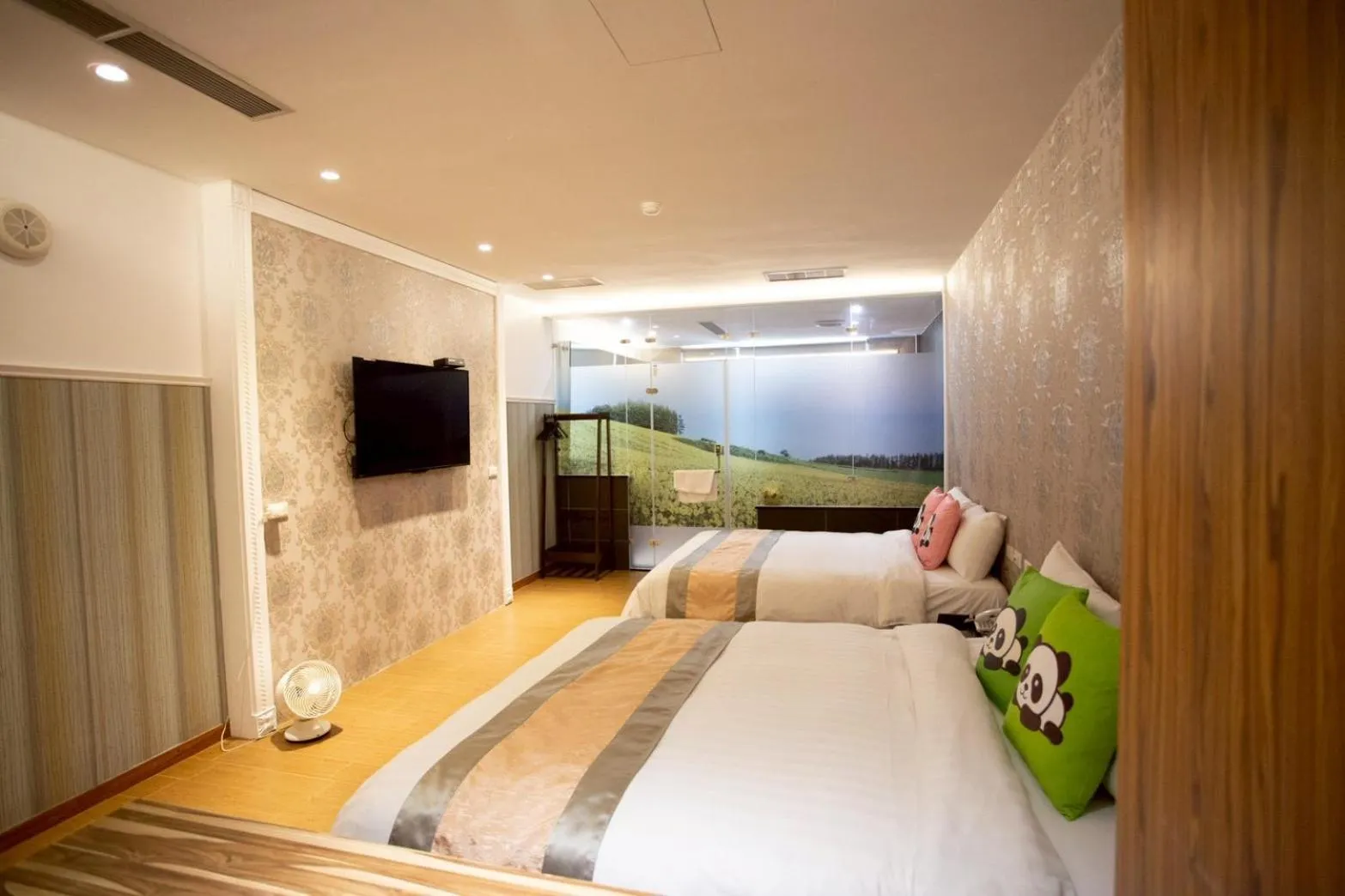 Bed in Garden Spring Hotel