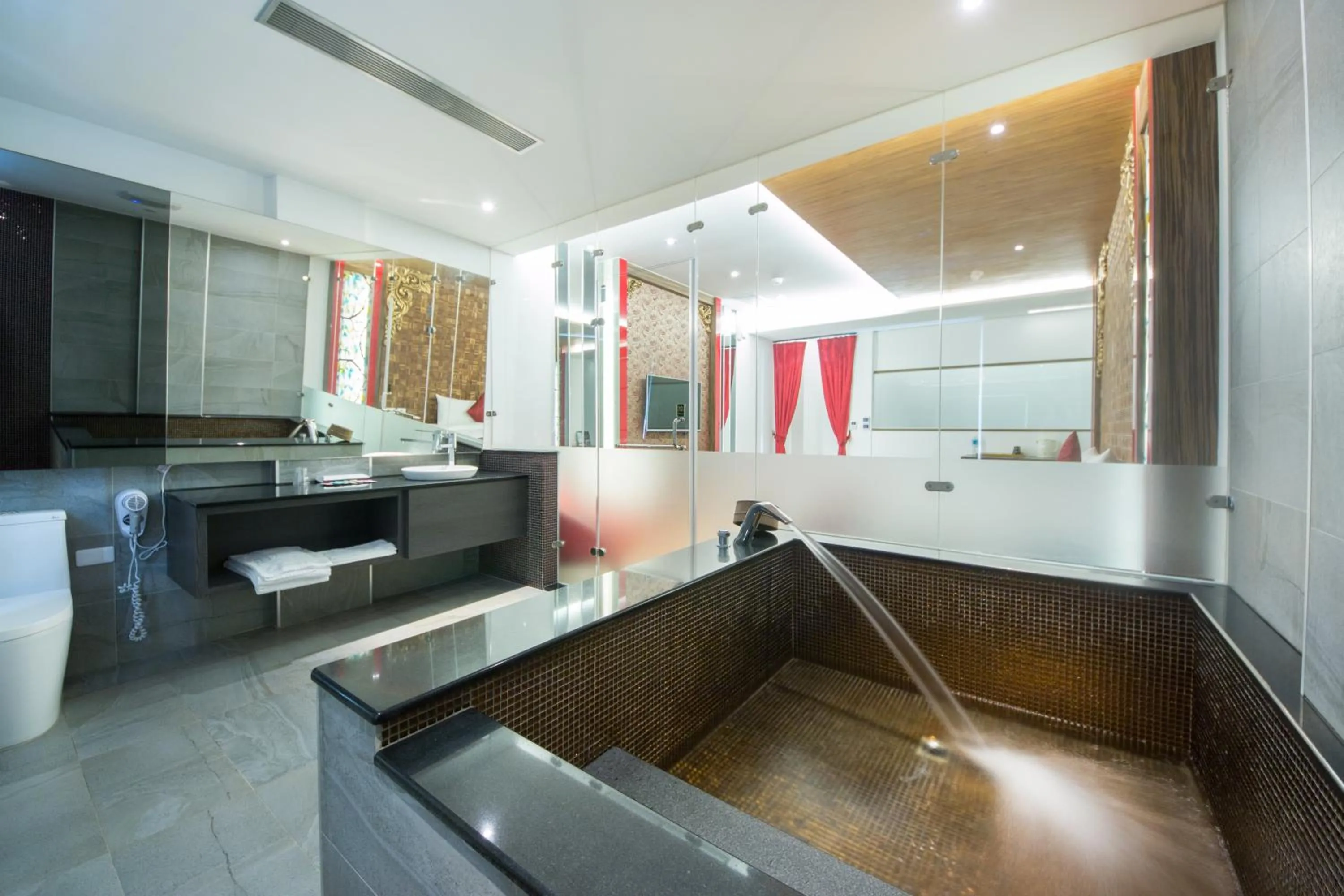 Bathroom in Garden Spring Hotel