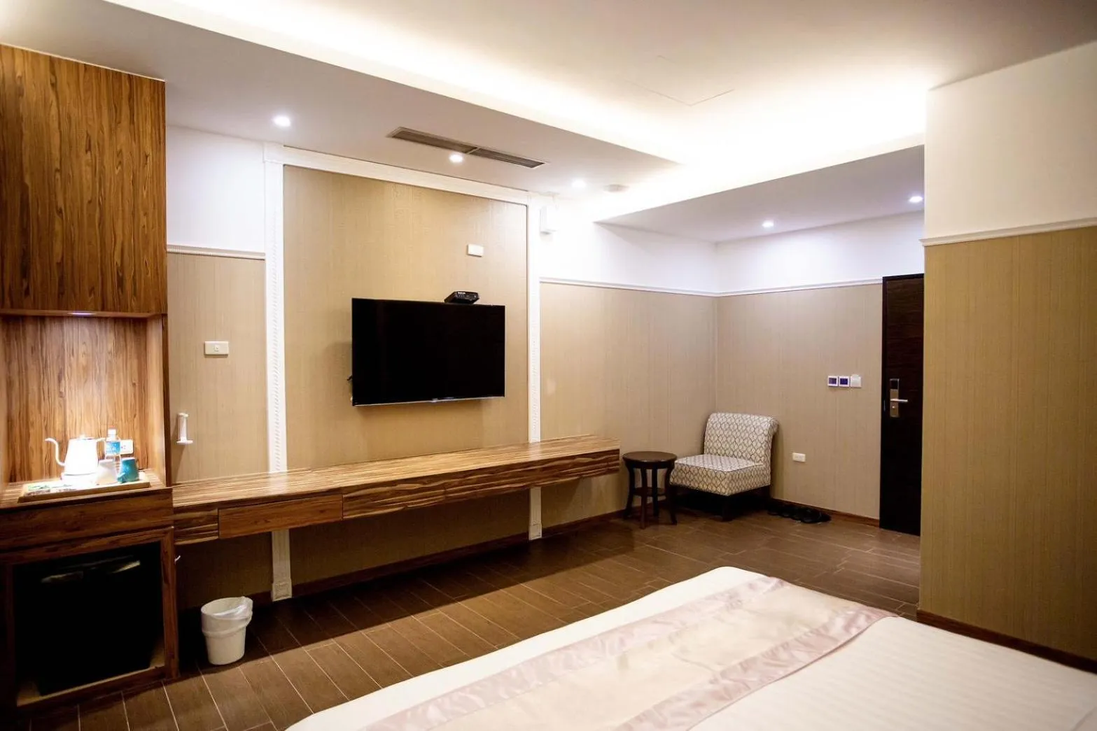 Bed in Garden Spring Hotel