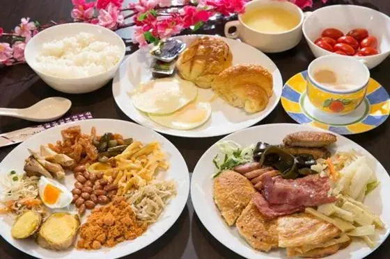 Buffet breakfast in Garden Spring Hotel Buffet breakfast in Garden Spring Hotel