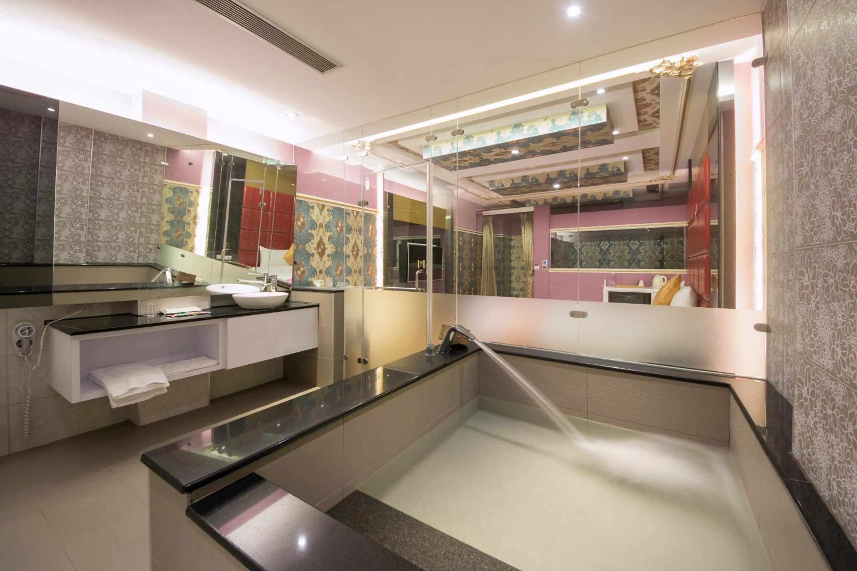 Bathroom in Garden Spring Hotel