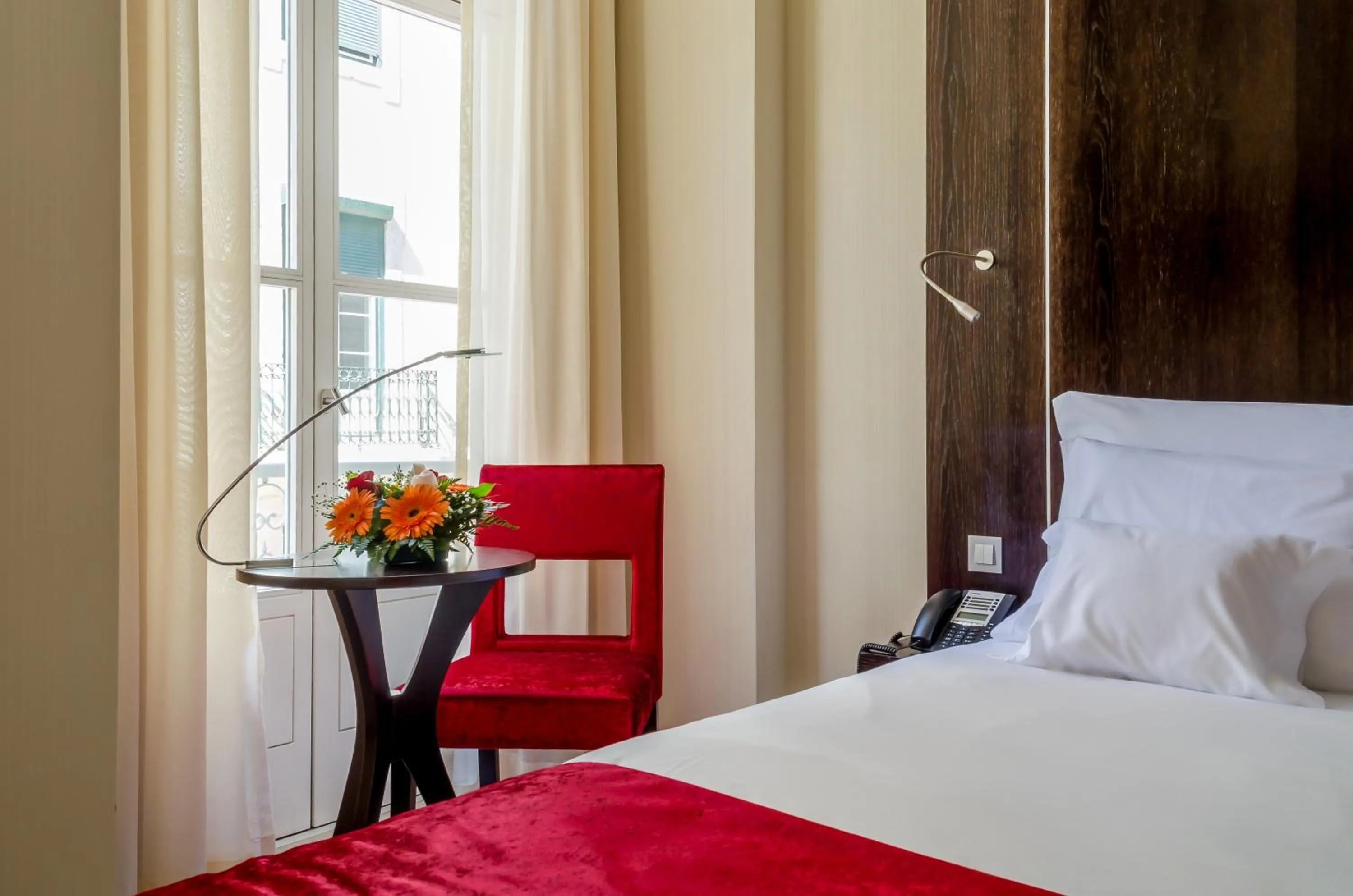 Bedroom, Bed in behotelisboa