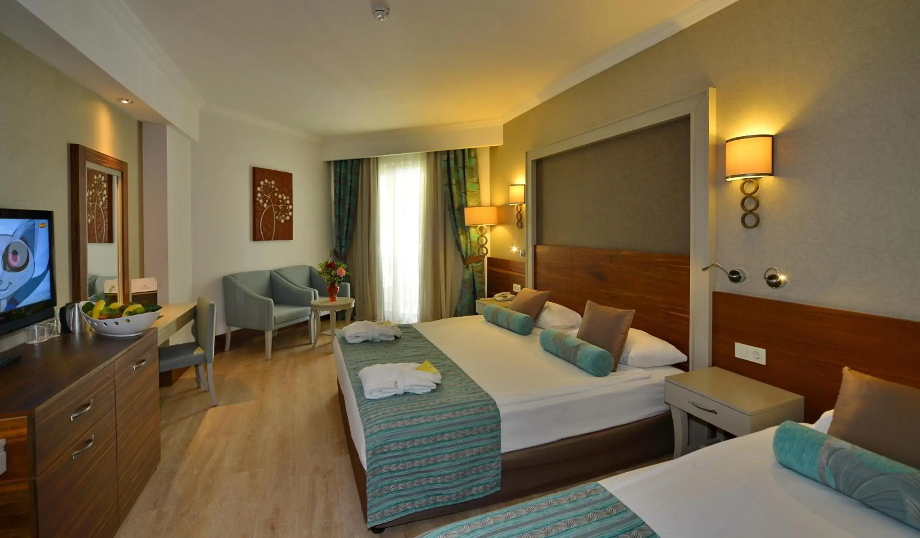 Bed in Side Crown Palace Ultra All Inclusive Bed in Side Crown Palace Ultra All Inclusive