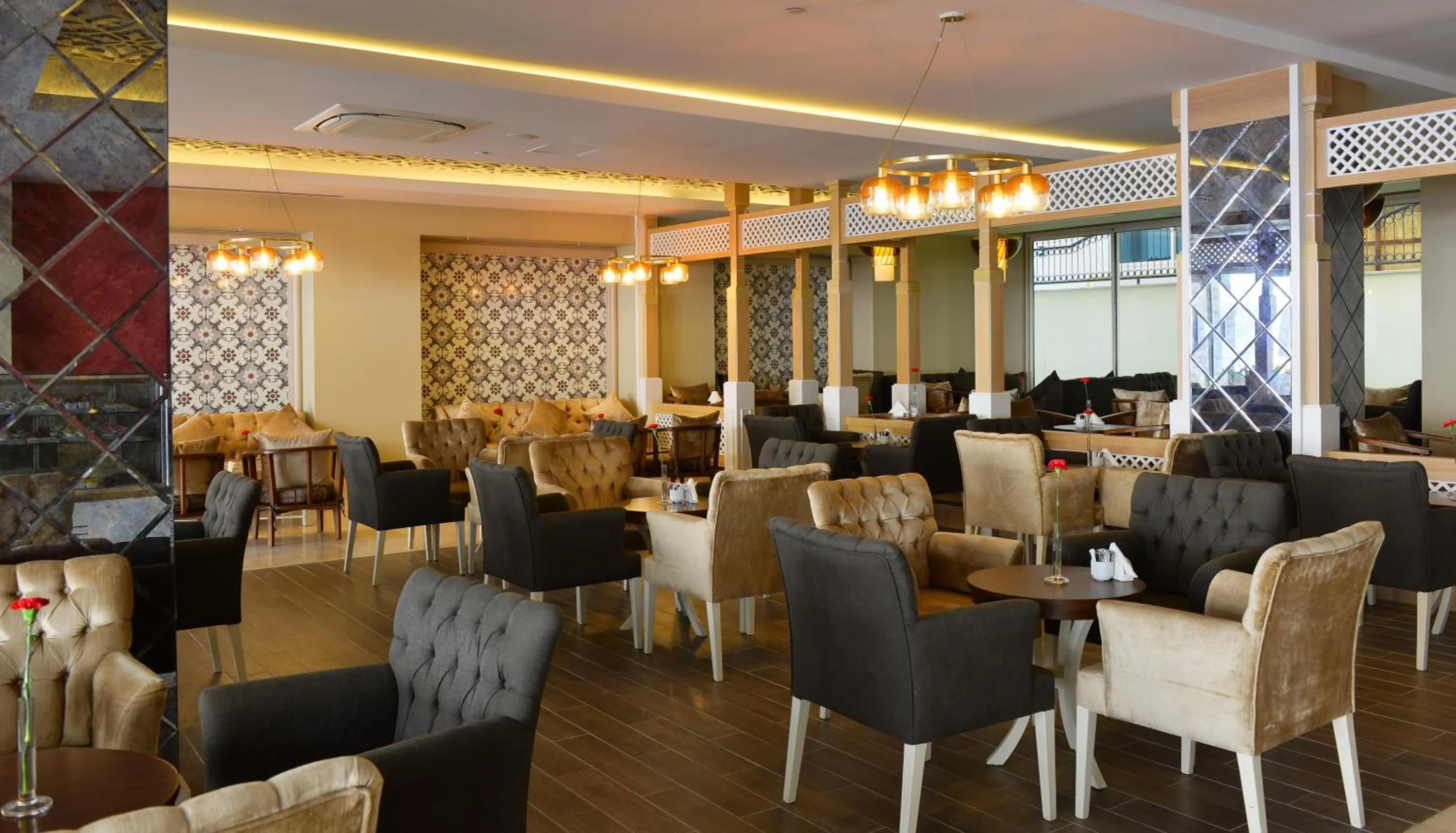 Restaurant/places to eat in Side Crown Palace Ultra All Inclusive