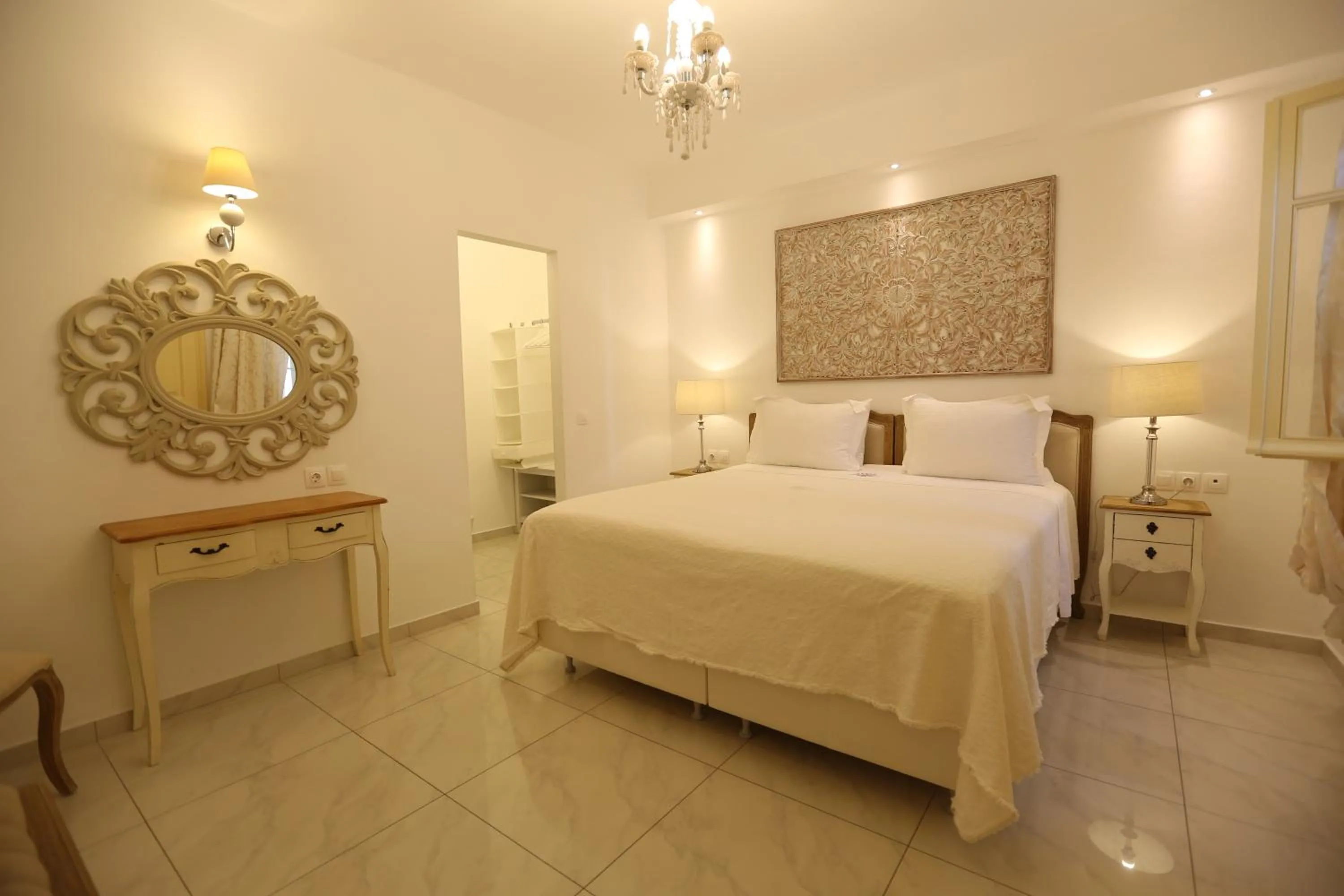 Photo of the whole room, Bed in The White Suites