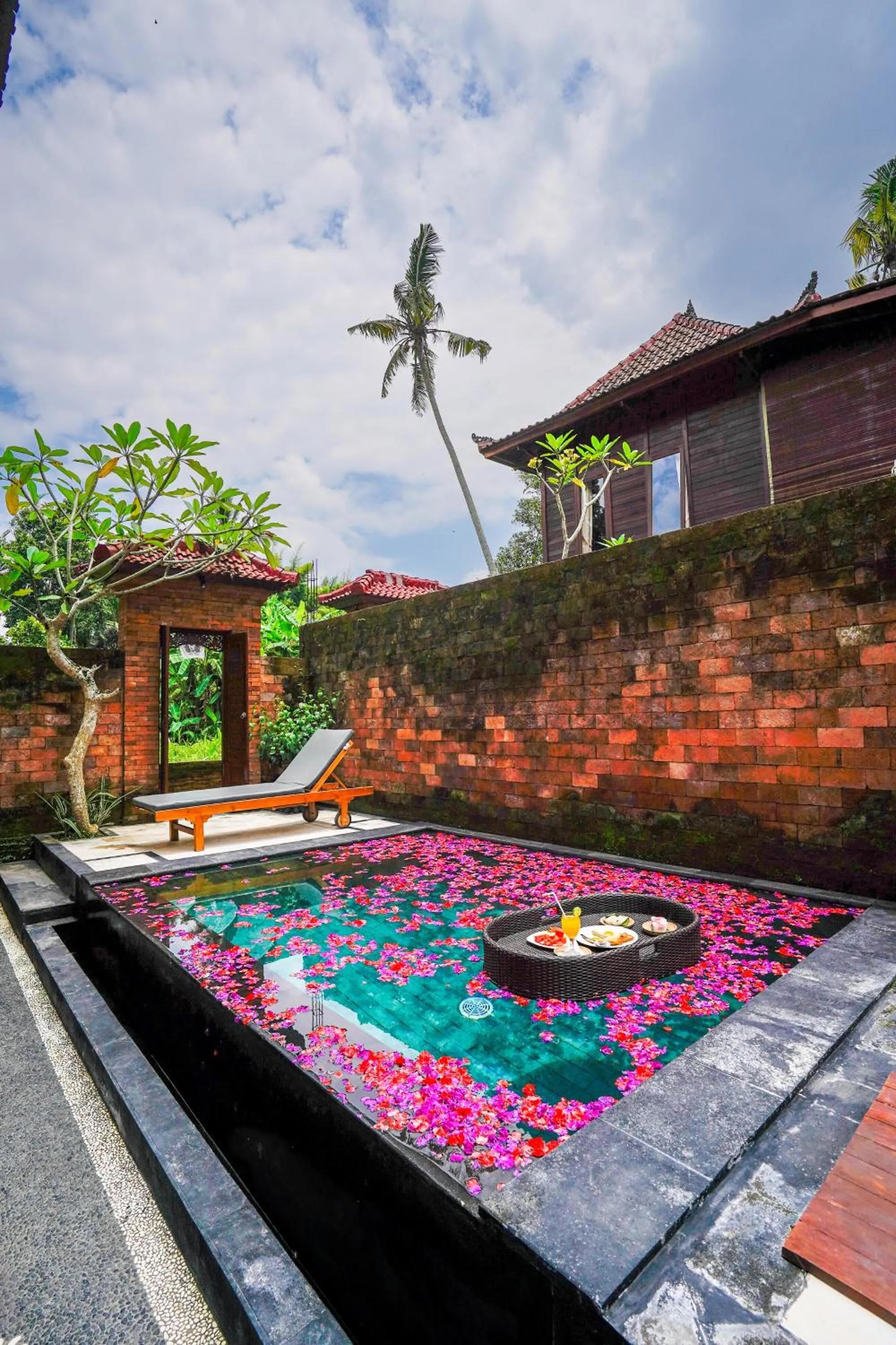 Swimming pool in Ubud Sawah Scenery Villa and Homestay