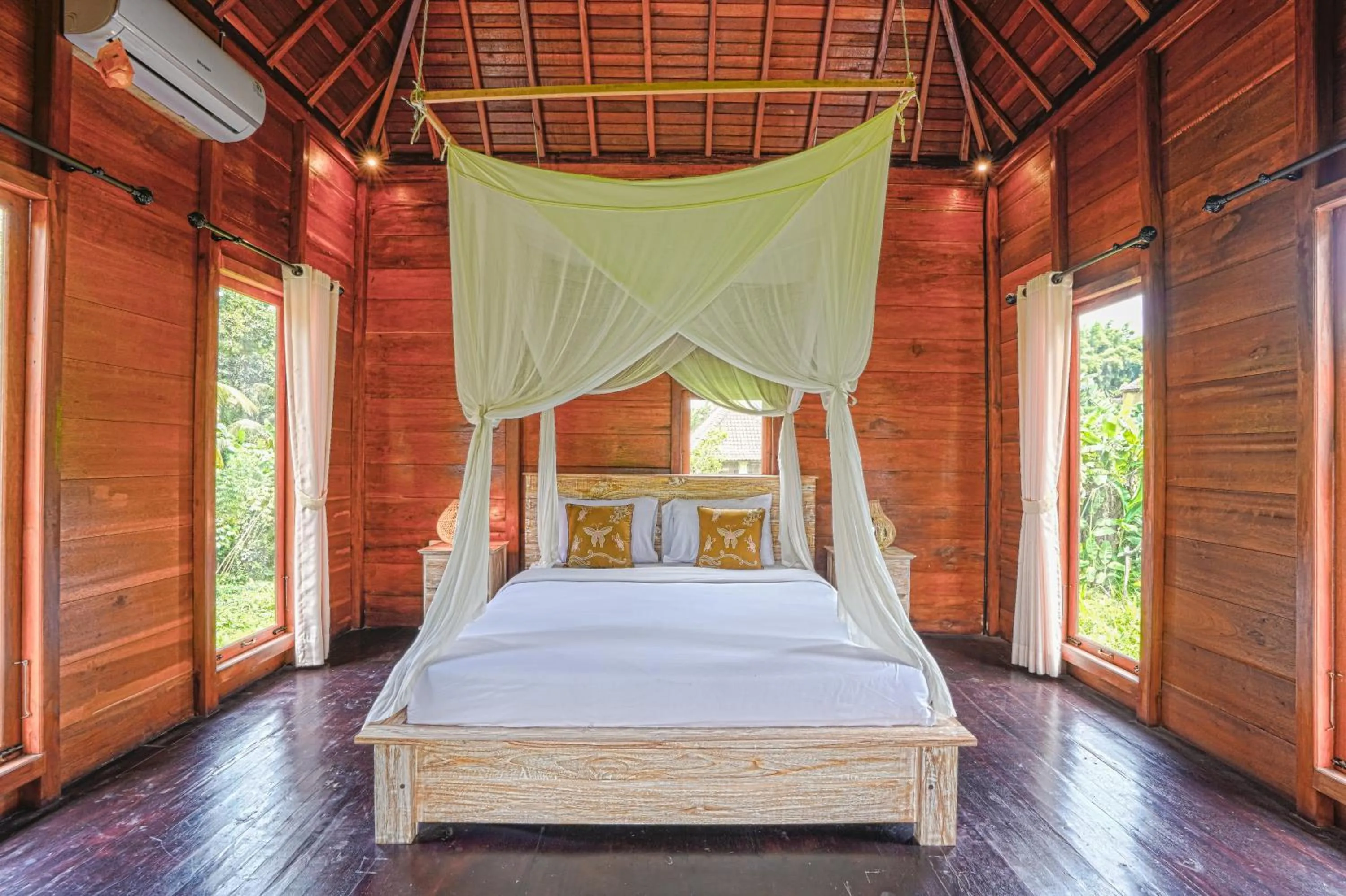 Bedroom, Bed in Ubud Sawah Scenery Villa and Homestay