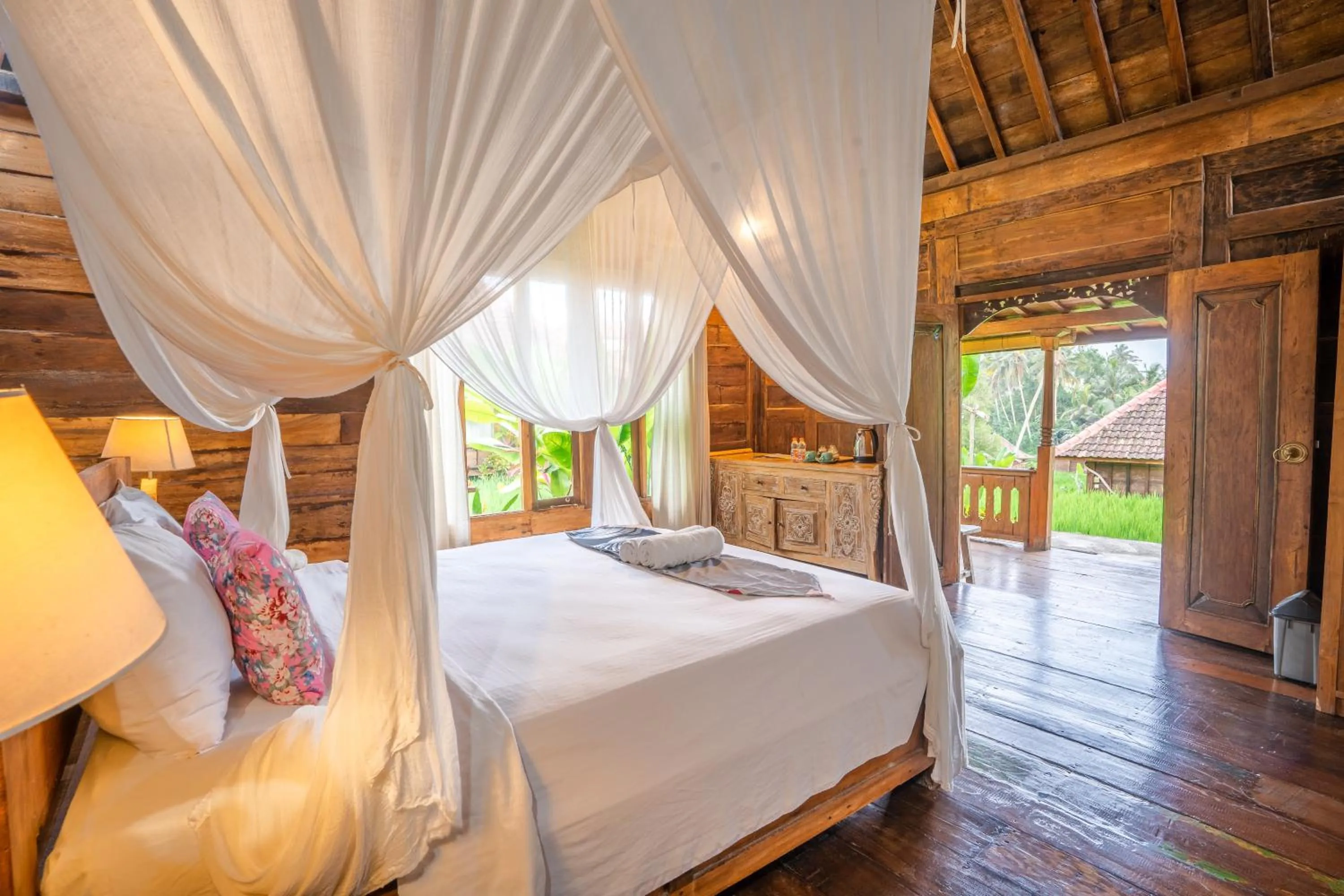 Bedroom, Bed in Ubud Sawah Scenery Villa and Homestay