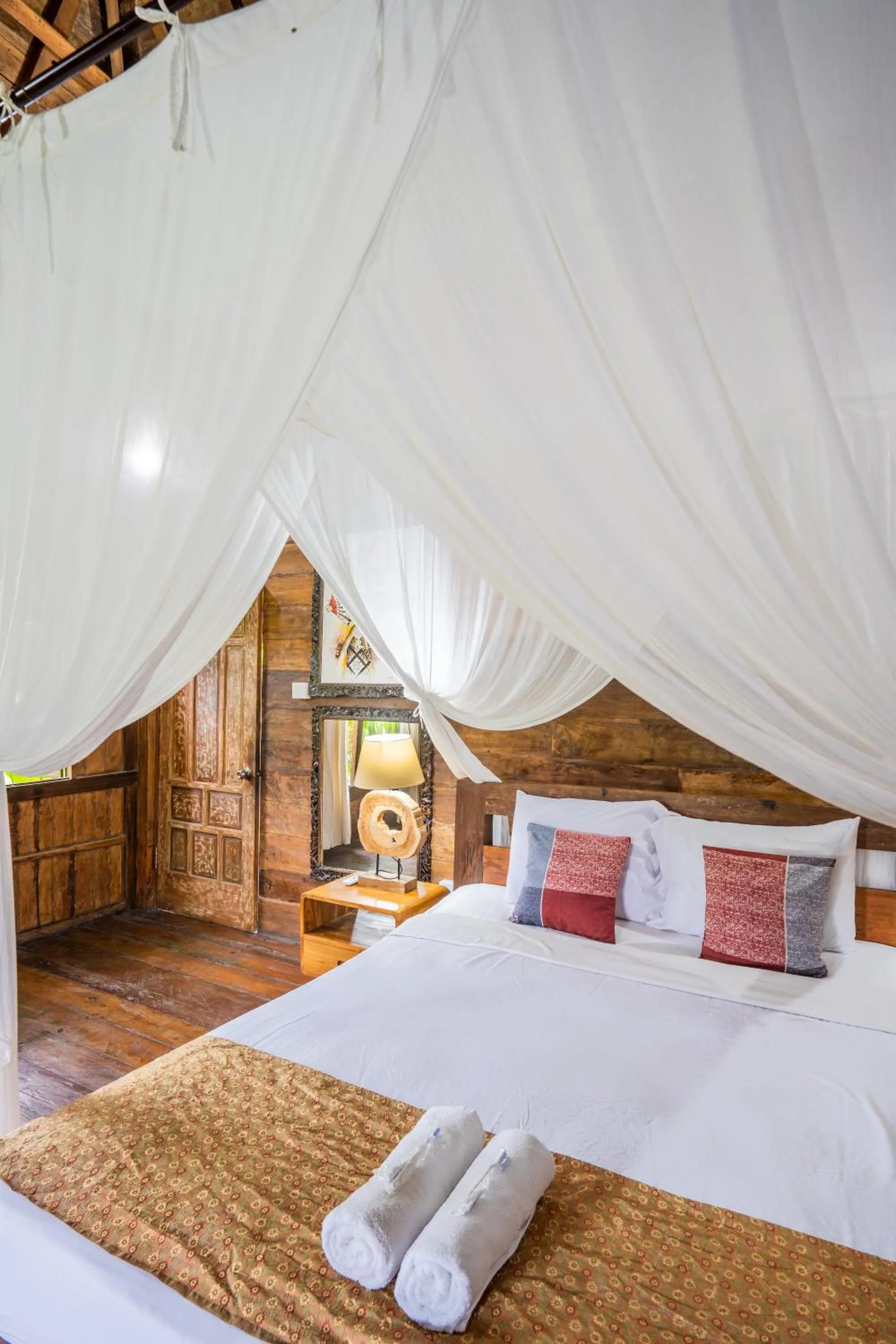Bed in Ubud Sawah Scenery Villa and Homestay