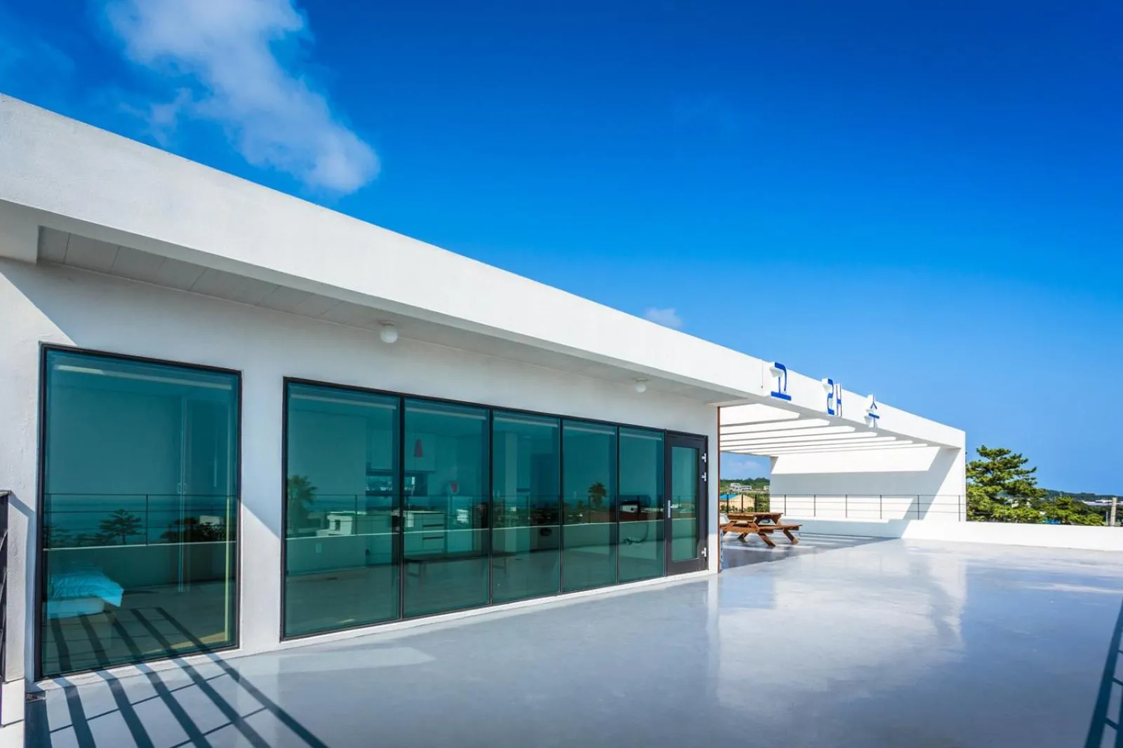 Property building in Goraesu Pension