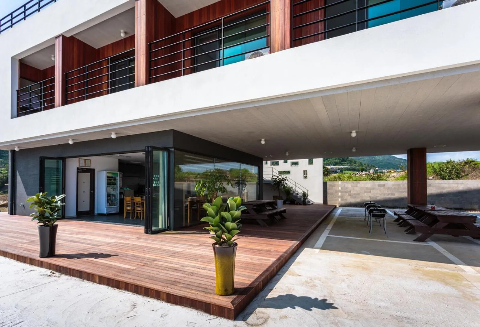 Property building in Goraesu Pension