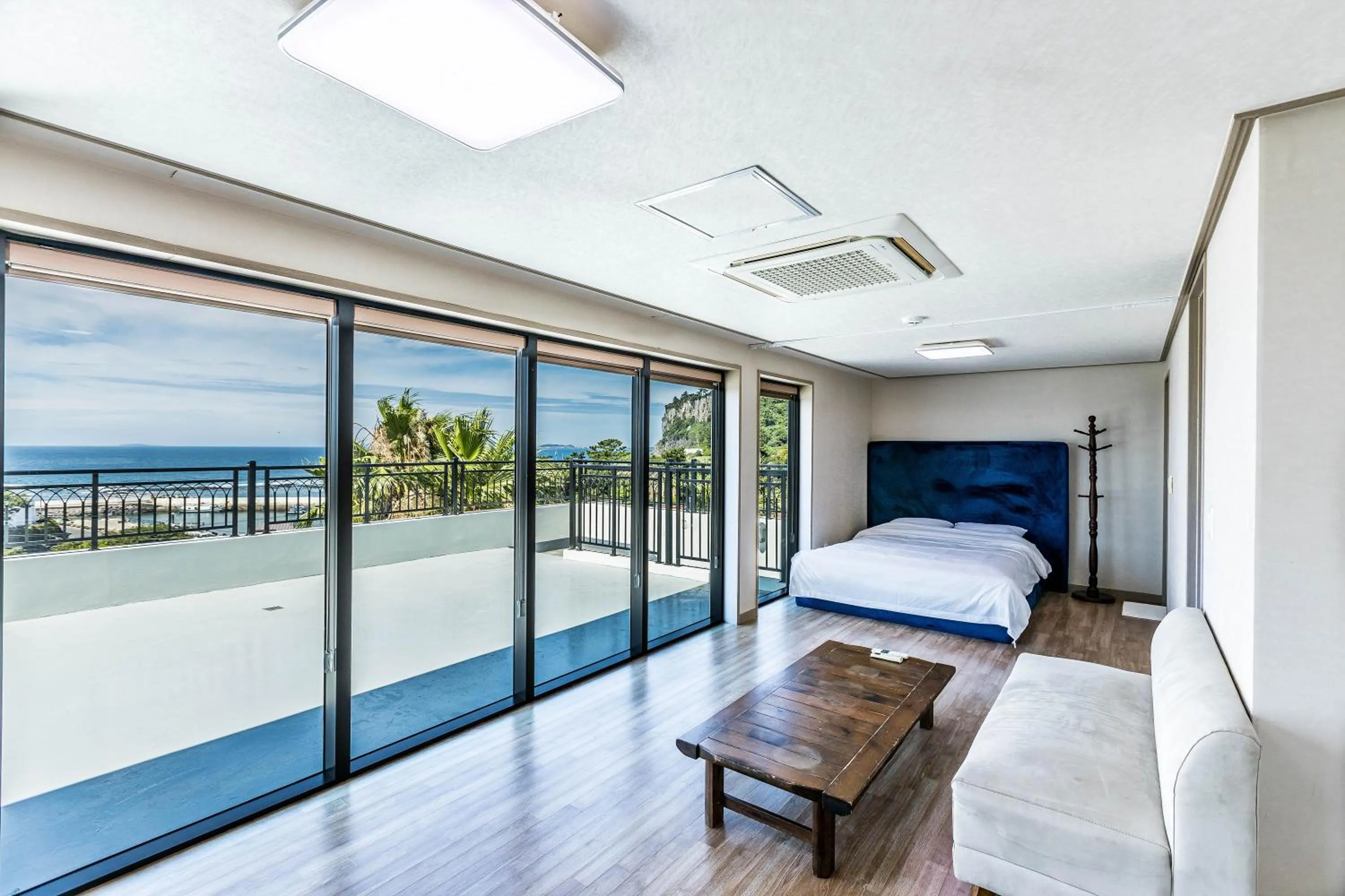 View (from property/room), Bed in Goraesu Pension