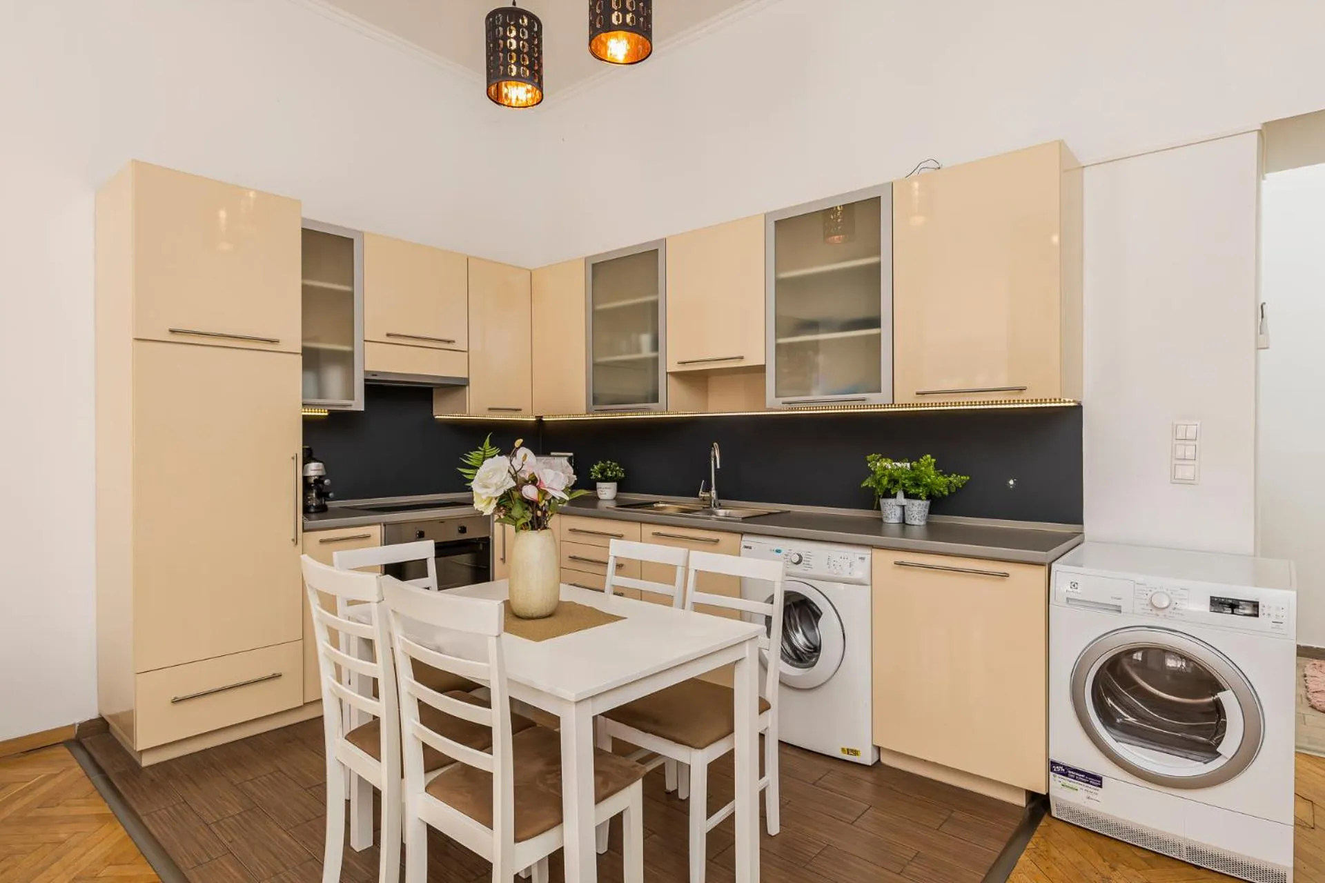 Real Apartments Révay