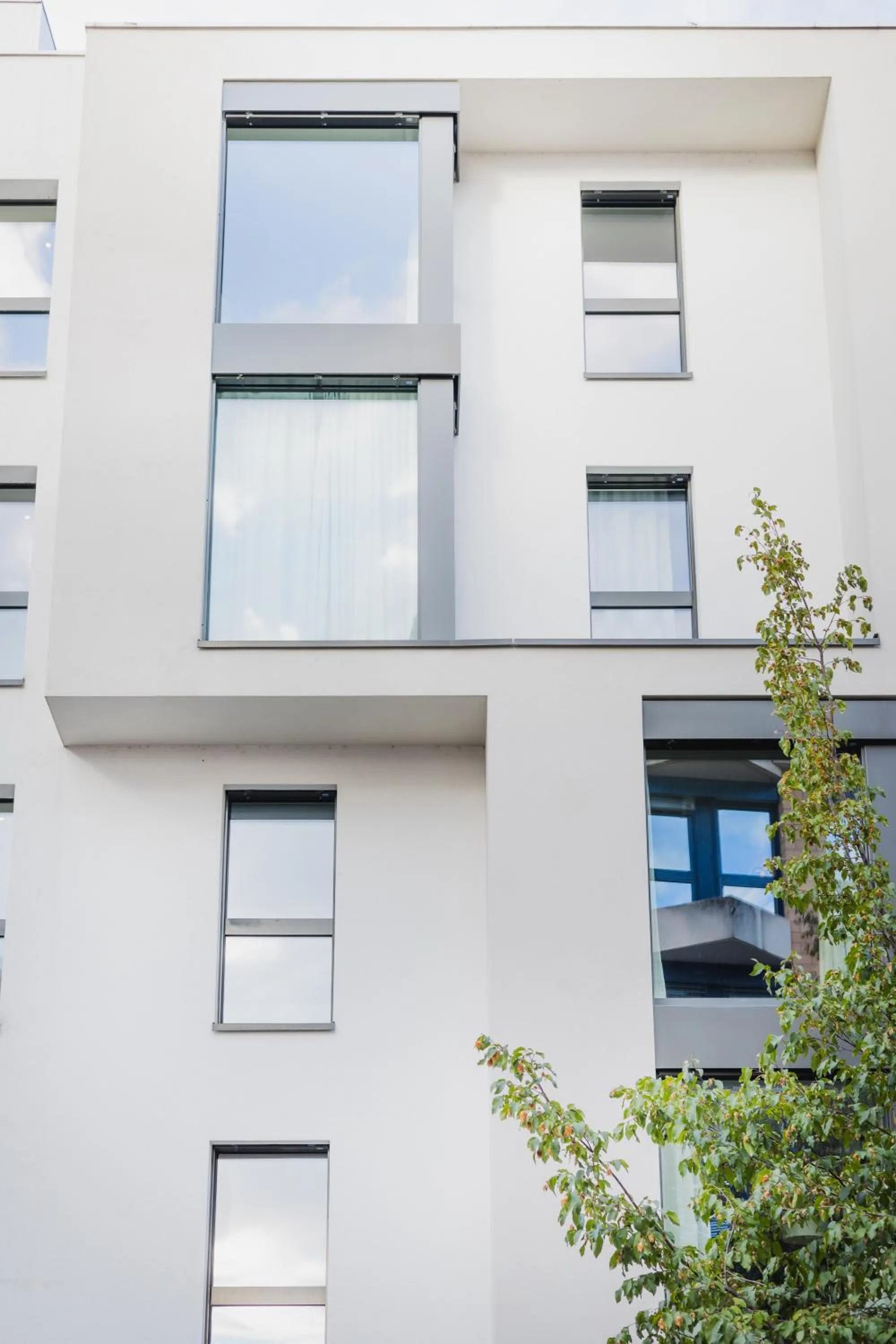 Property building in Base Nyon