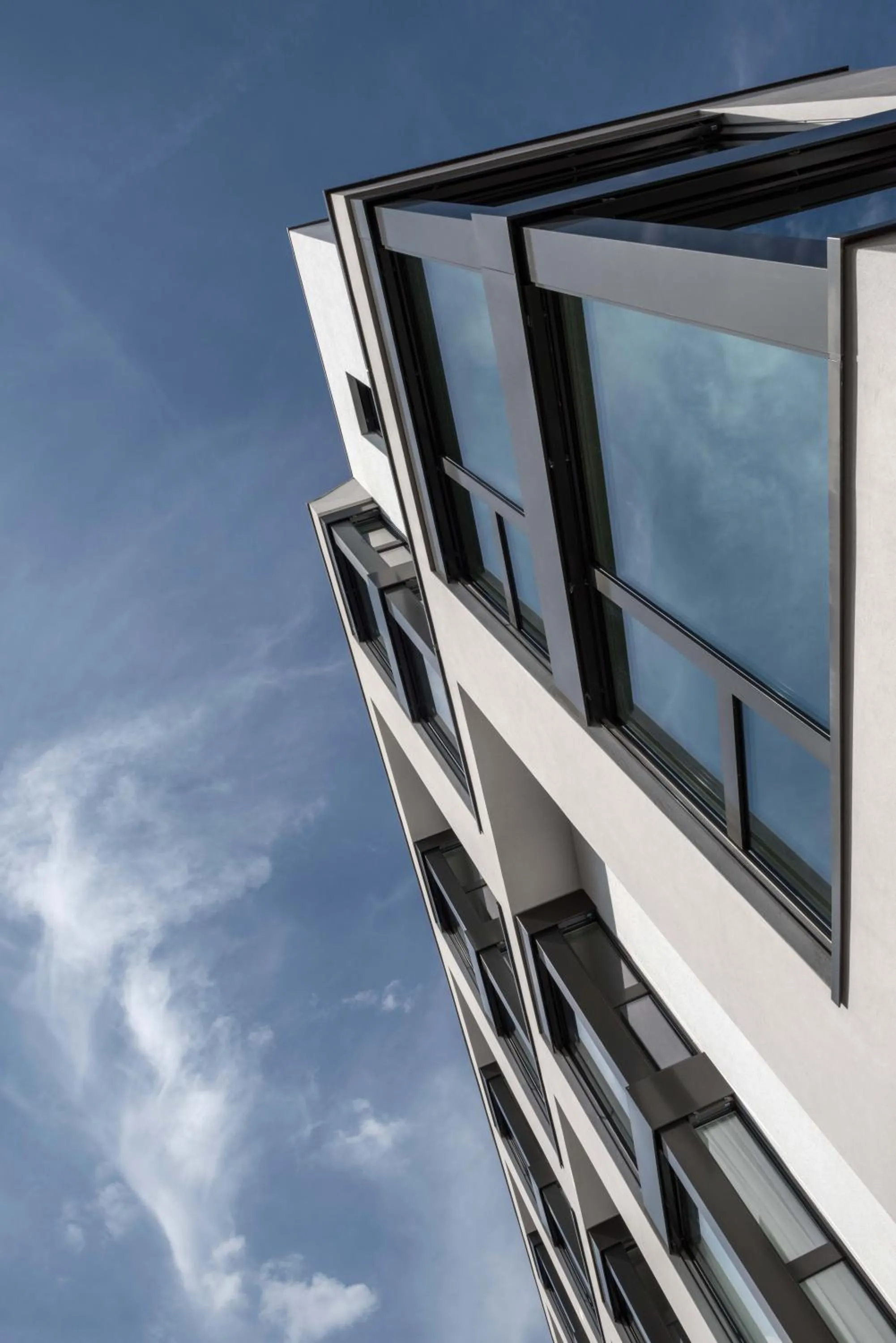 Property building in Base Nyon